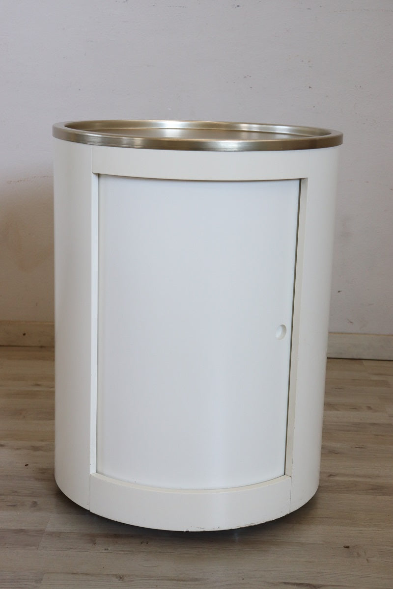 Space_Age_White_Bar_Cart_on_Wheels_with_Sliding_Door,_1960s