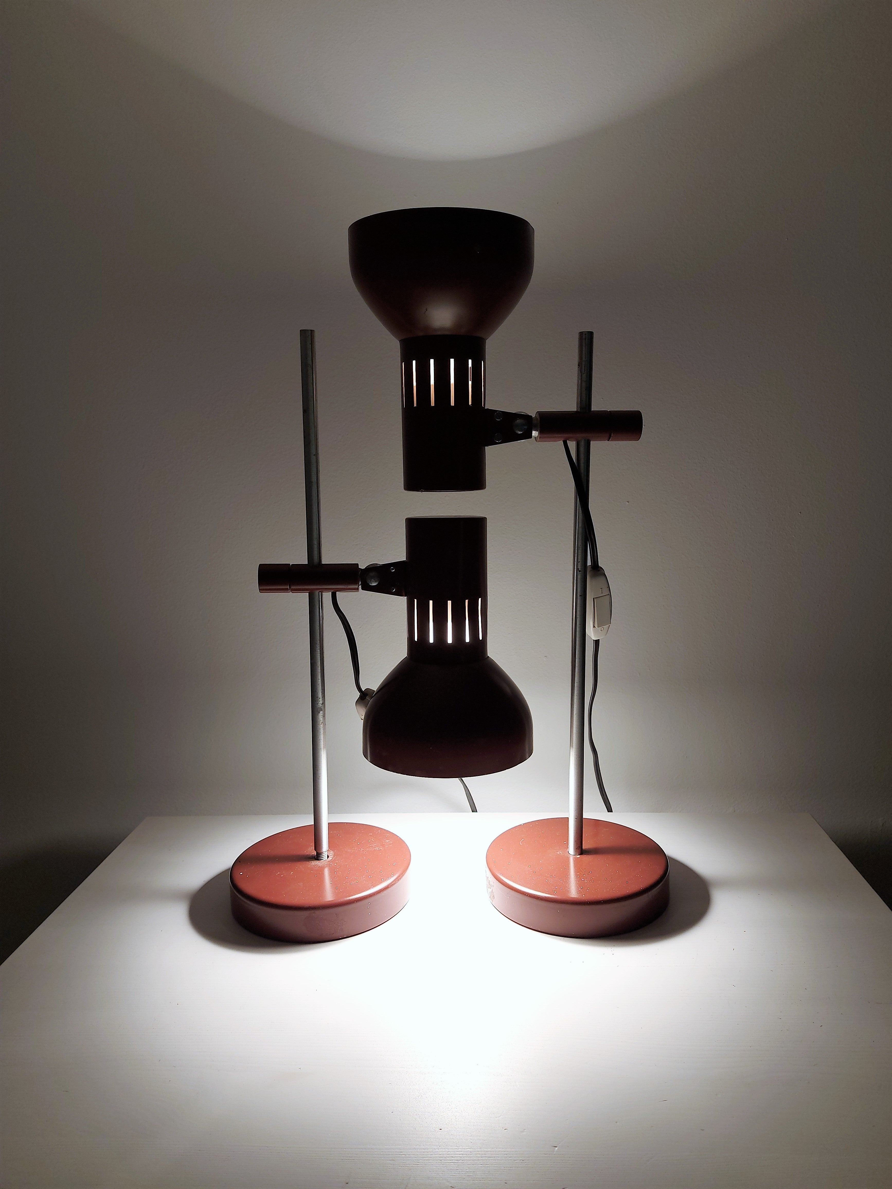 Pair_of_1970s_Mid-Century_Adjustable_Table_Lamps