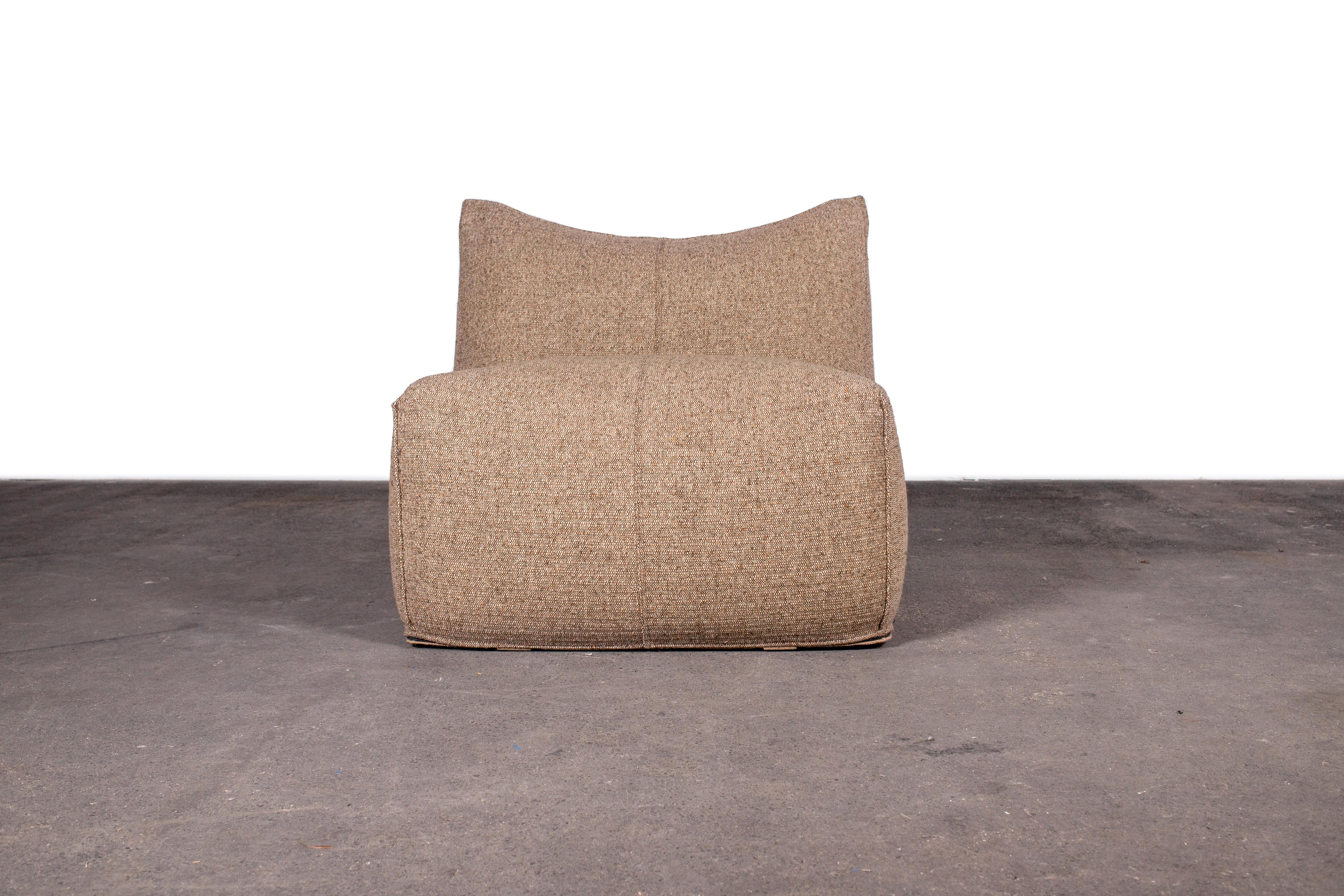 Set_of_3_Piece_Bambole_Modular_Sofa_Set_by_Mario_Bellini_for_B&B_Italia,_Postmodern_Design,_1970s,_Italy