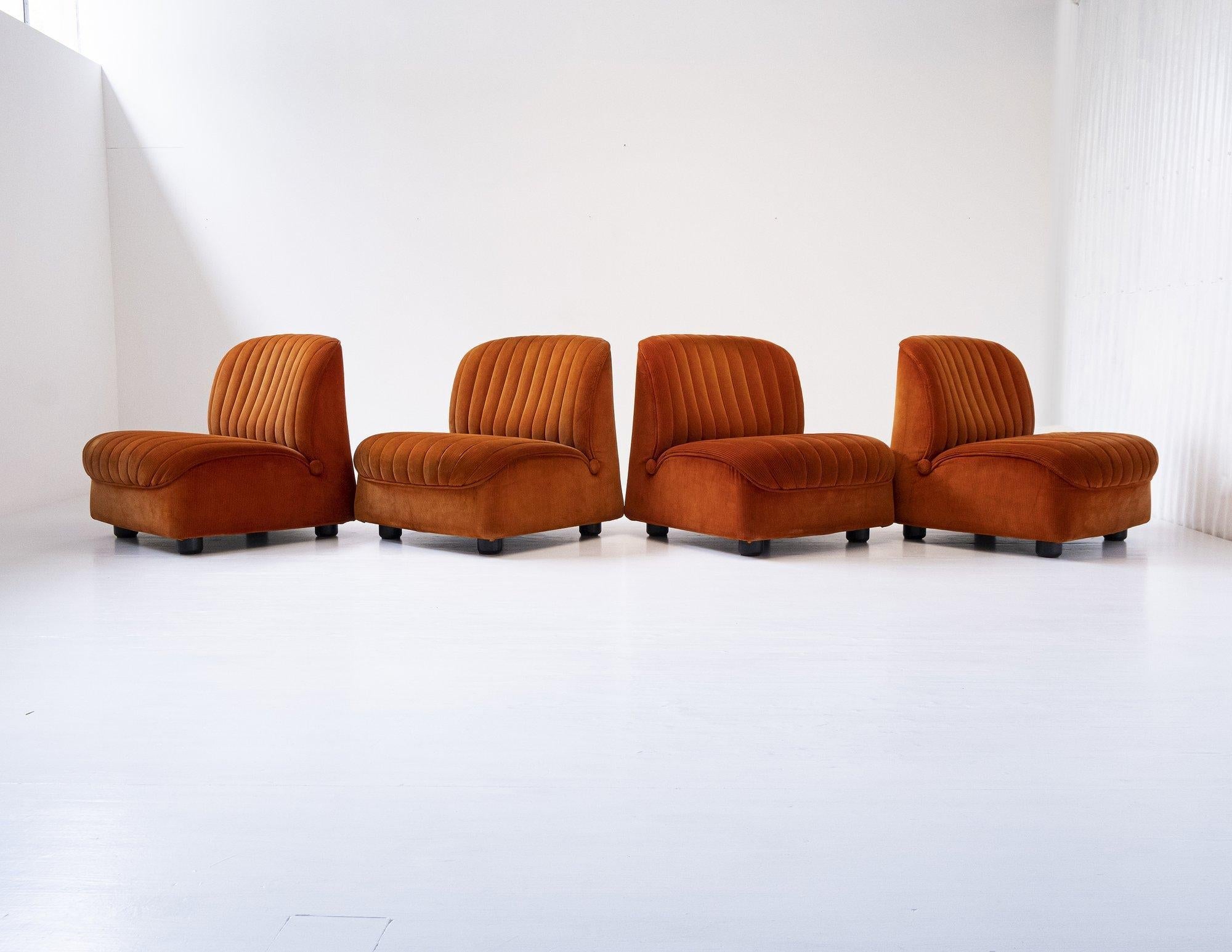 Set_of_4_Ciprea_Armchairs_by_Afra_&_Tobia_Scarpa_for_Cassina,_1968_Italy