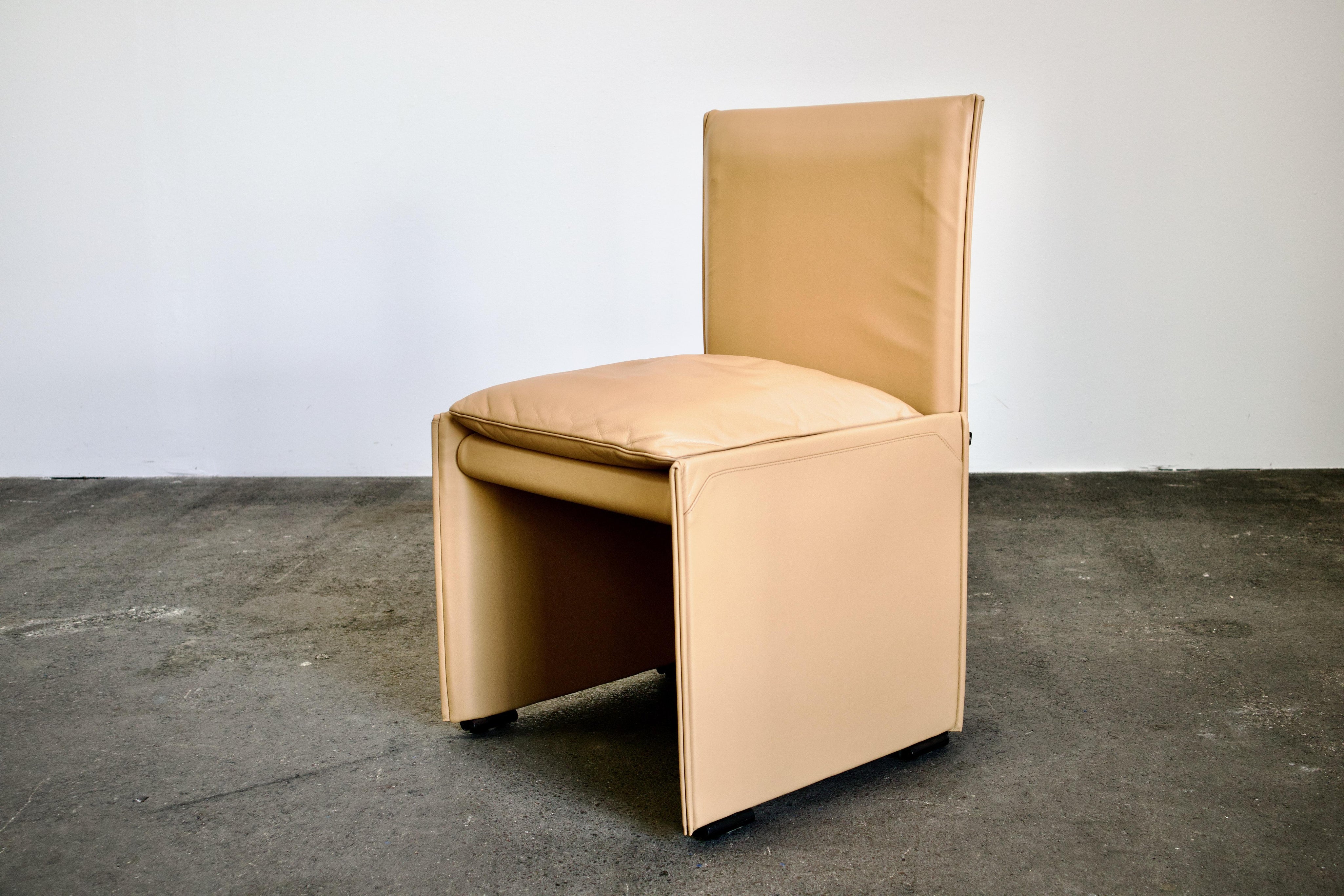 Set_of_6_Break_401_Dining_Chairs_by_Mario_Bellini_for_Cassina