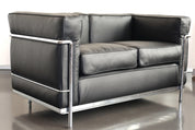 LC2_Sofa_by_Le_Corbusier,_Pierre_Jeanneret_&_Charlotte_Perriand_for_Cassina