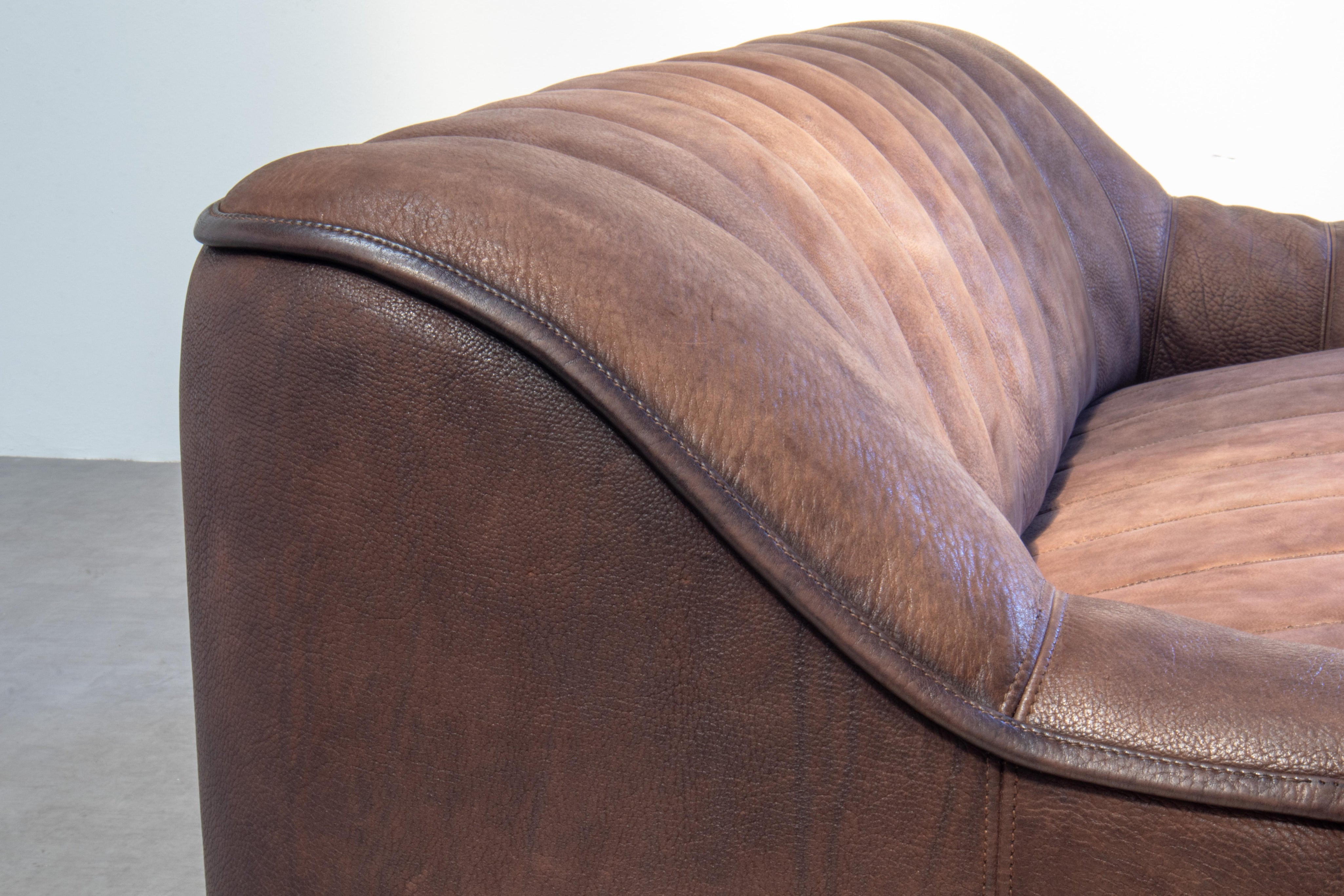 DS-44_Modular_Sofa_by_De_Sede,_Buffalo_Leather,_Expandable_3-Seater,_Switzerland