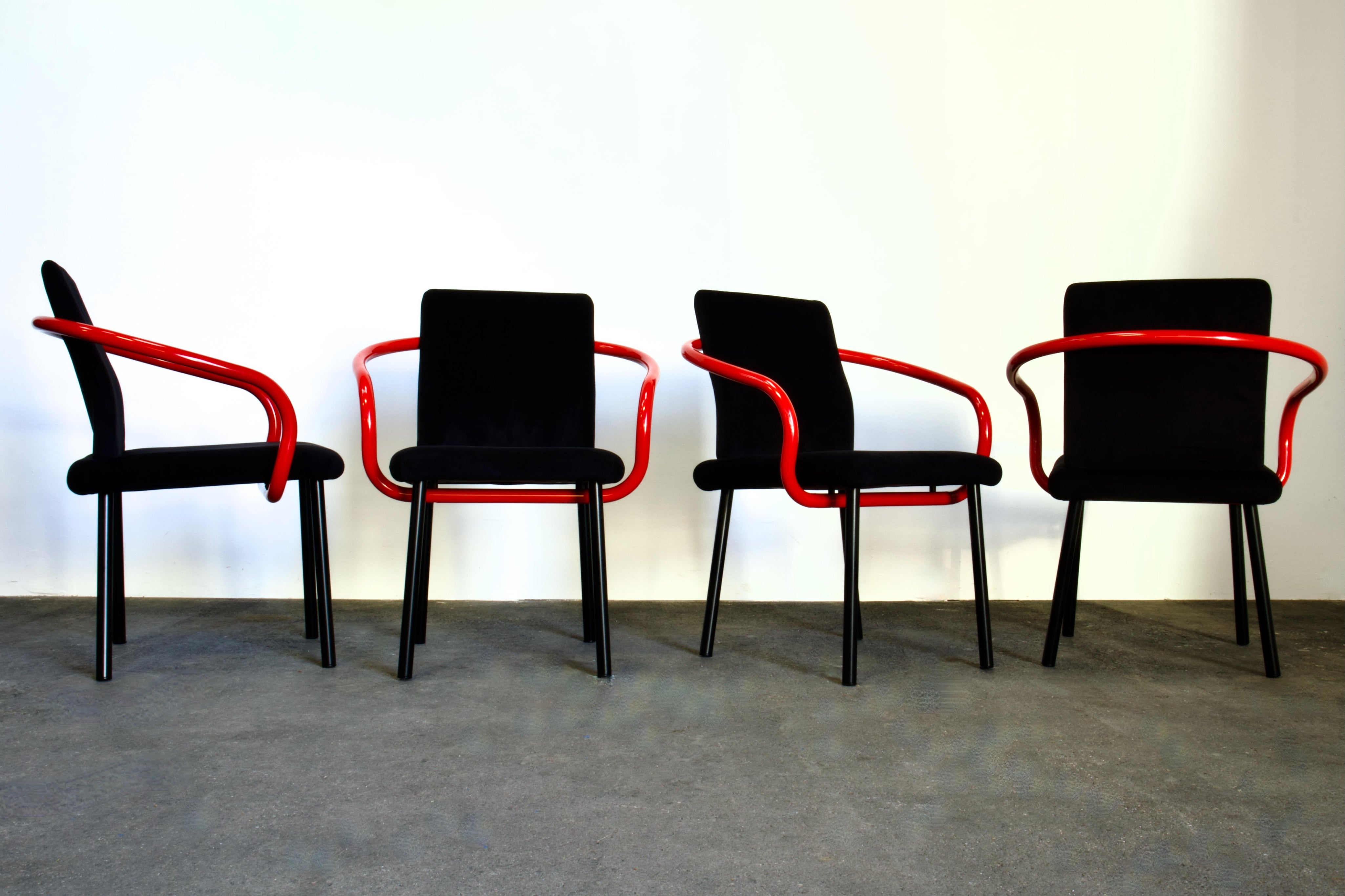 Set_of_4_Mandarin_Chairs_by_Ettore_Sottsass_for_Knoll,_Red_&_Black,_1986_Italy