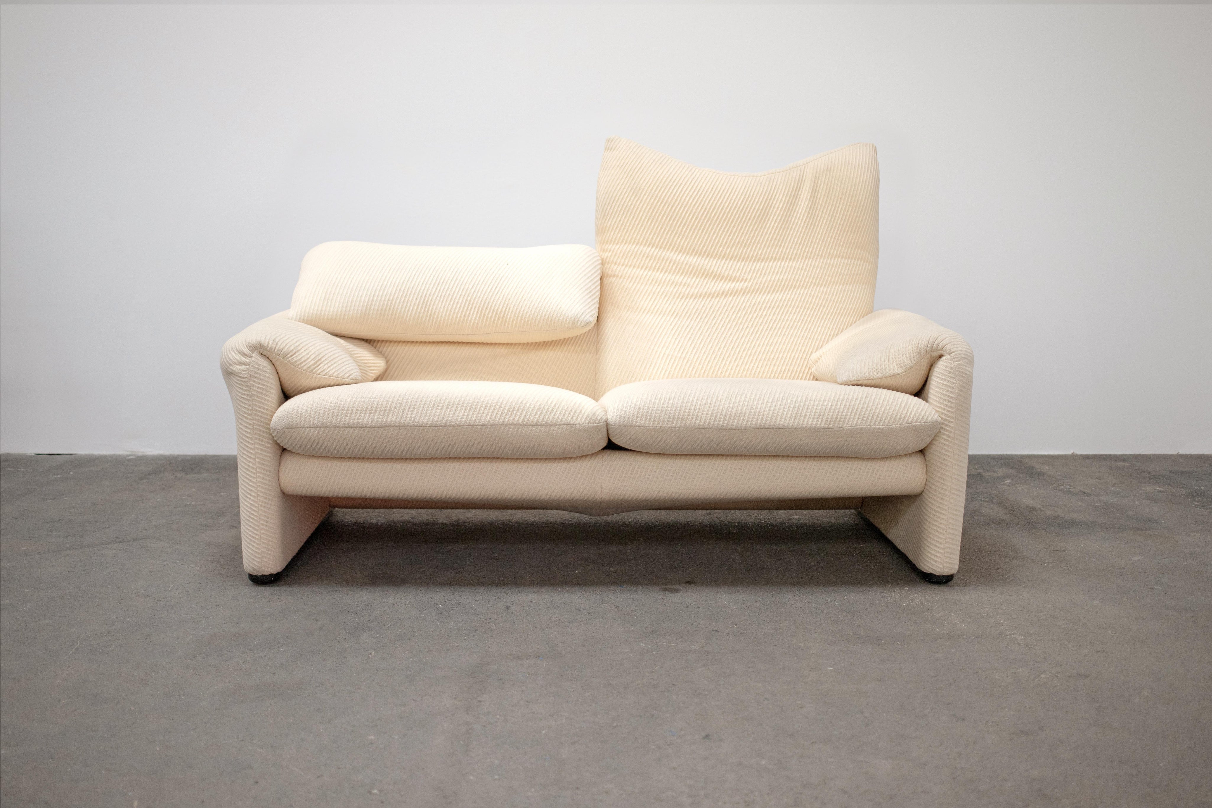 Two_Seater_Sofa,_Vico_Magistretti_For_Cassina,_Upholstered,_1970s,_Italy