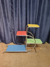 Functionalist_Tubular_Flower_Table