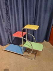 Functionalist_Tubular_Flower_Table