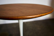 Tulip_Side_Table,_Eero_Saarinen_For_Knoll_International,_Walnut,_1960s,_Germany