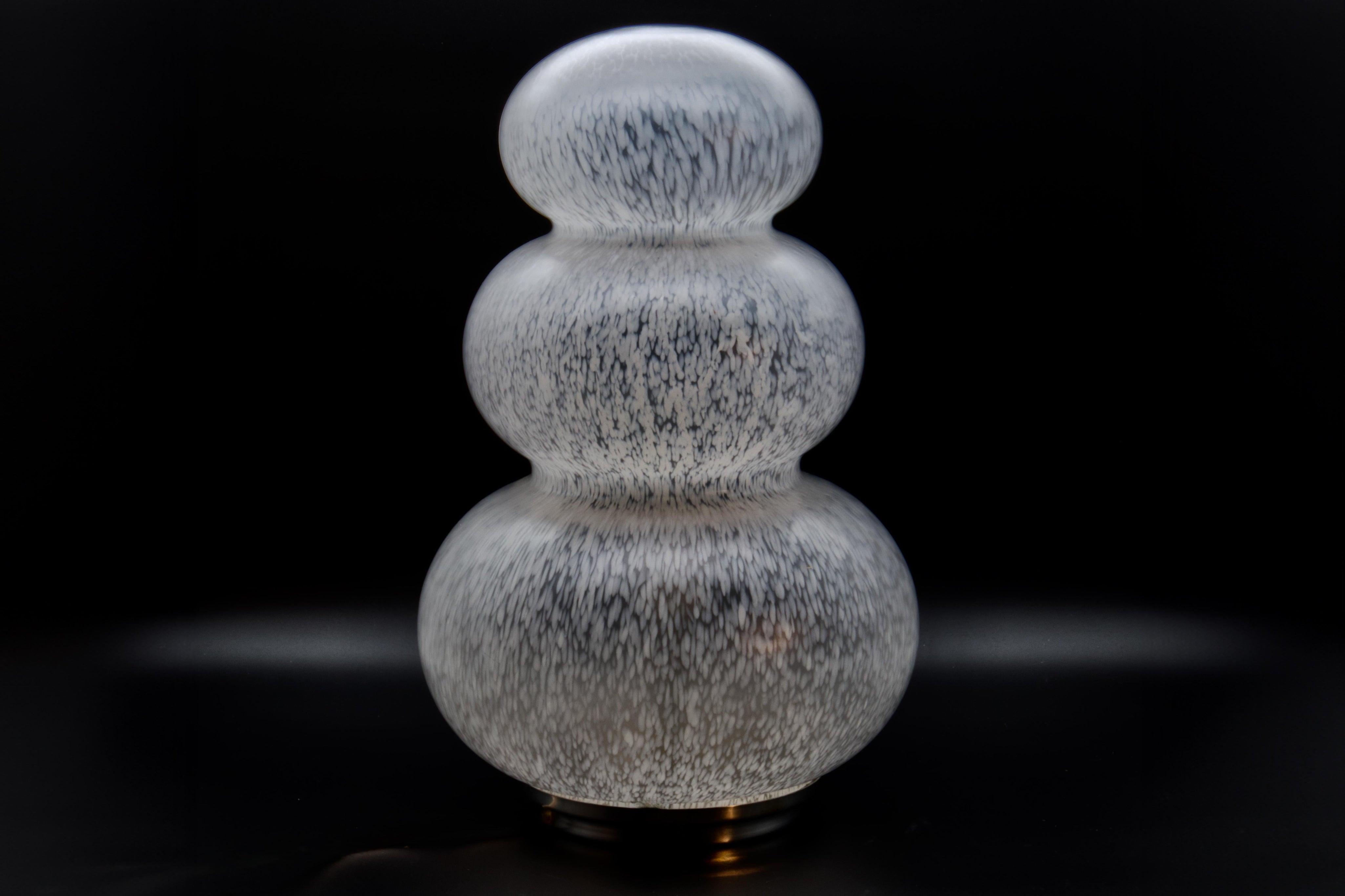 Mushroom_Floor_Lamp,_Attributed_To_Gae_Aulenti,_Murano_Glass,_1970s,_Italy