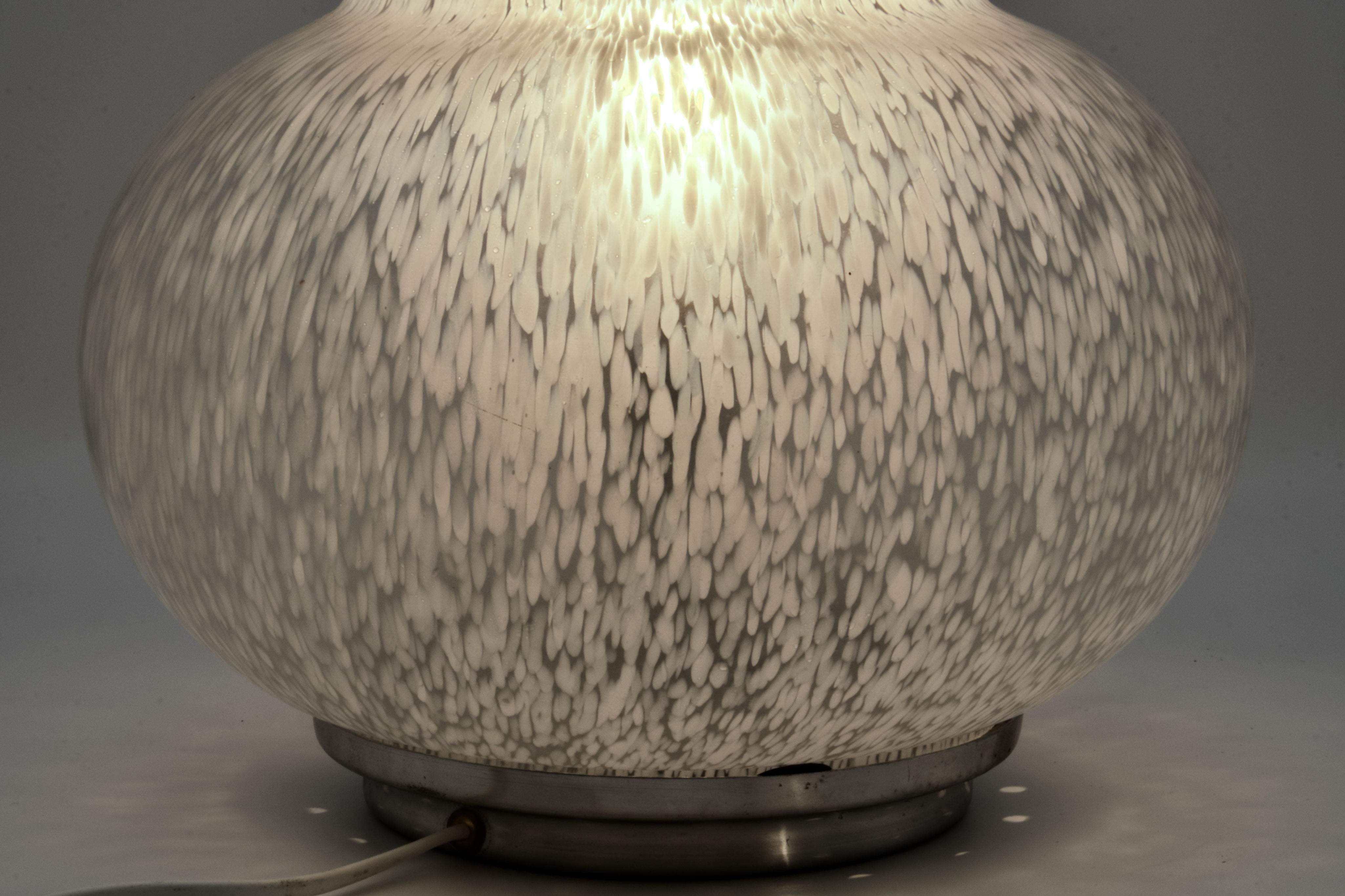 Mushroom_Floor_Lamp,_Attributed_To_Gae_Aulenti,_Murano_Glass,_1970s,_Italy