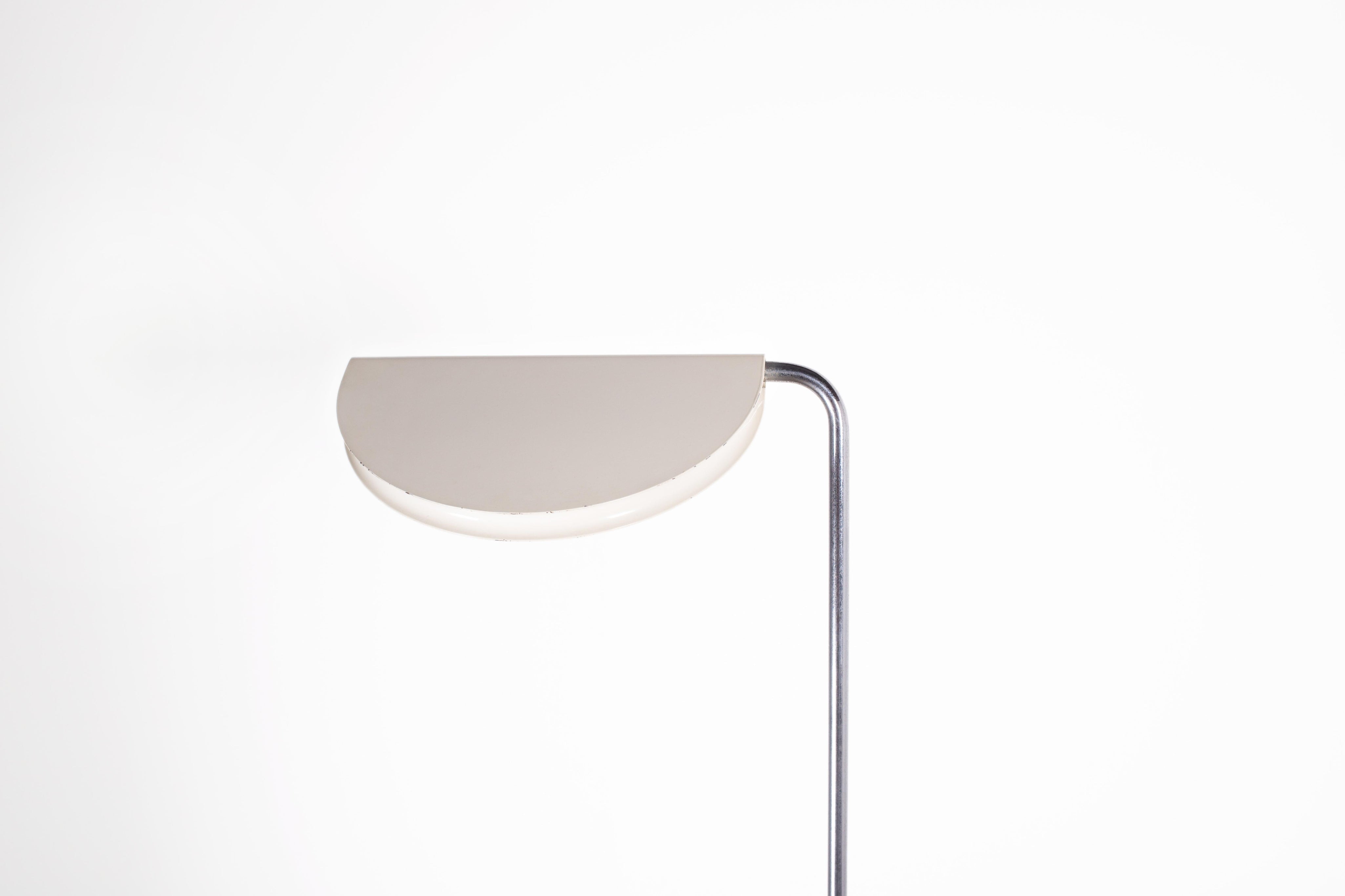'Mezzaluna'_Standing_Floor_Lamp,_Bruno_Gecchelin,_Chrome_And_Marble,_1974,_Italy