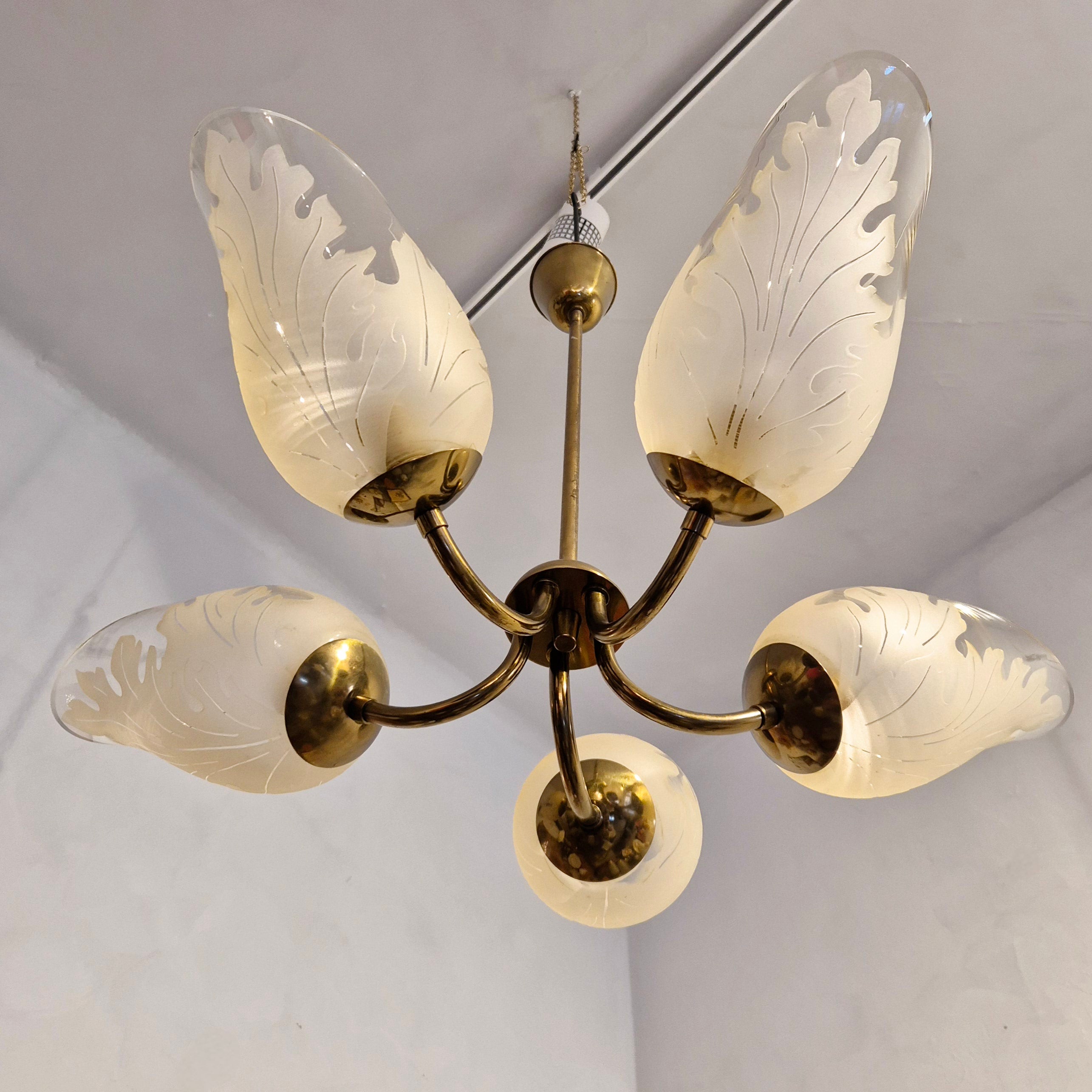 Swedish_Modern_pendant_by_Carl_Erik_Bodén_for_Glössner,_mid-1900s.