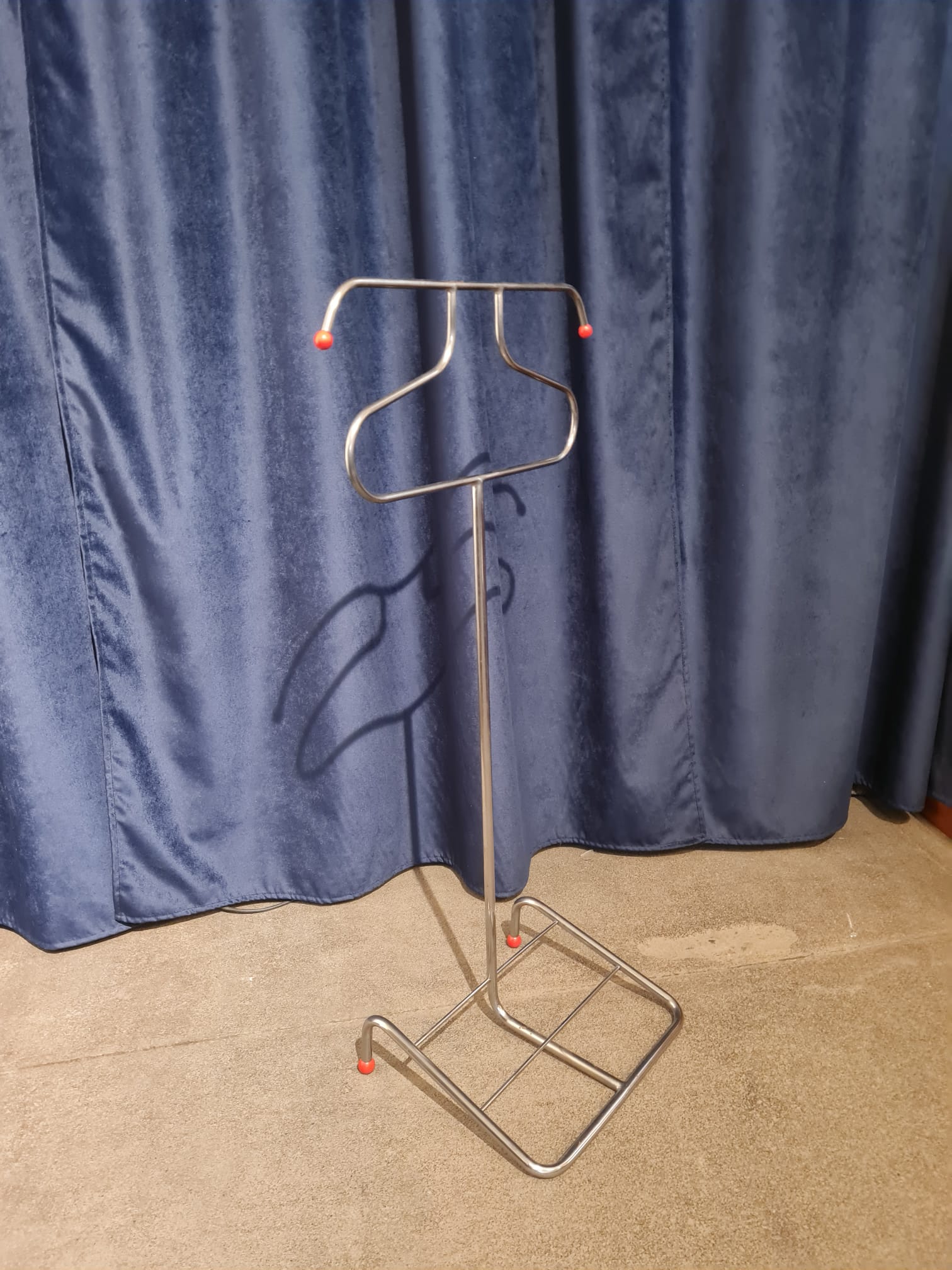 Dumb_servant,_Prague_funkcionalism