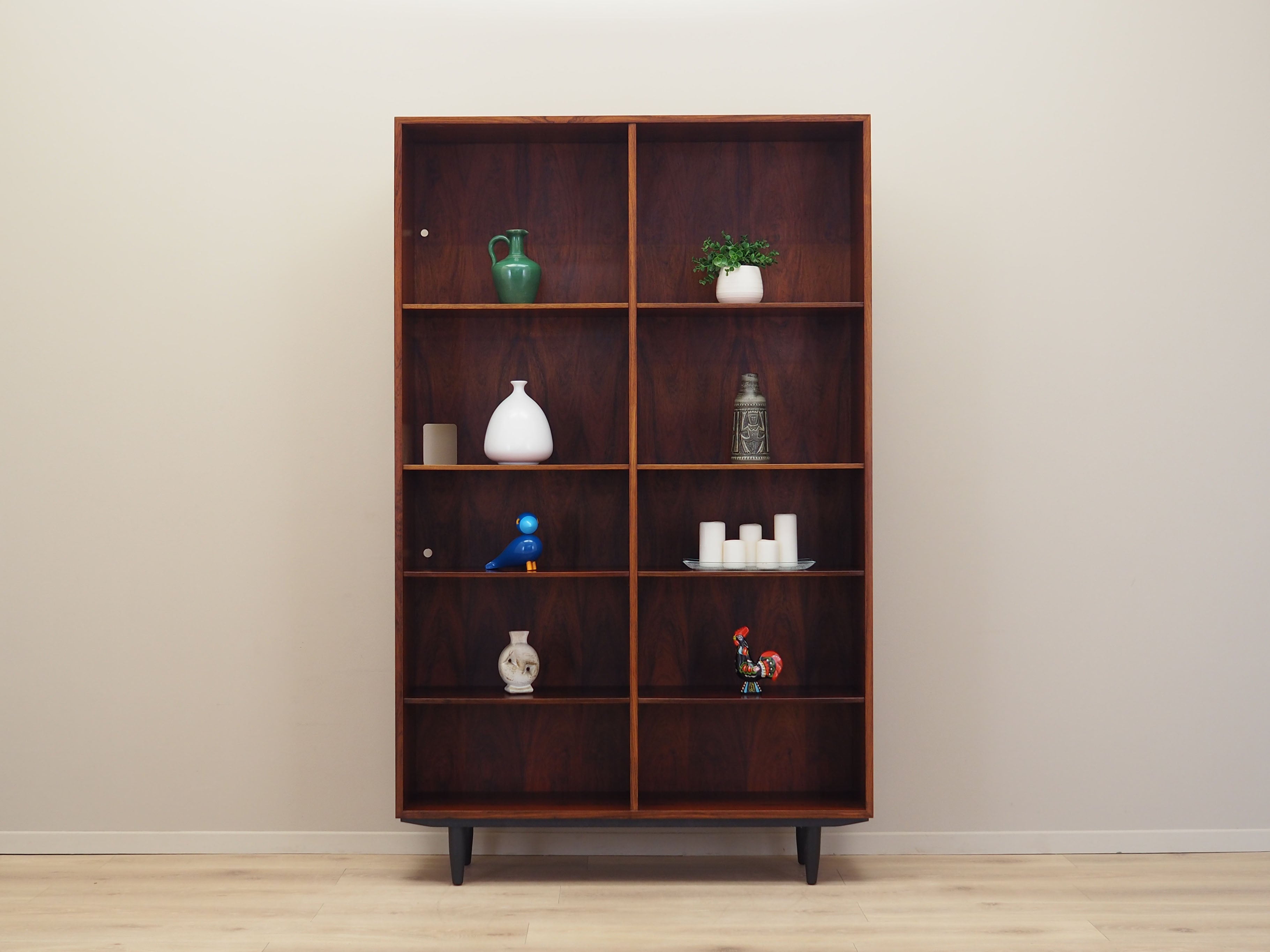 Rosewood_bookcase,_Danish_design,_1970s,_manufacturer:_Omann_Jun