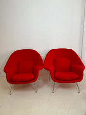Womb_Armchairs_byo_Eero_Saarinen,_Set_of_2