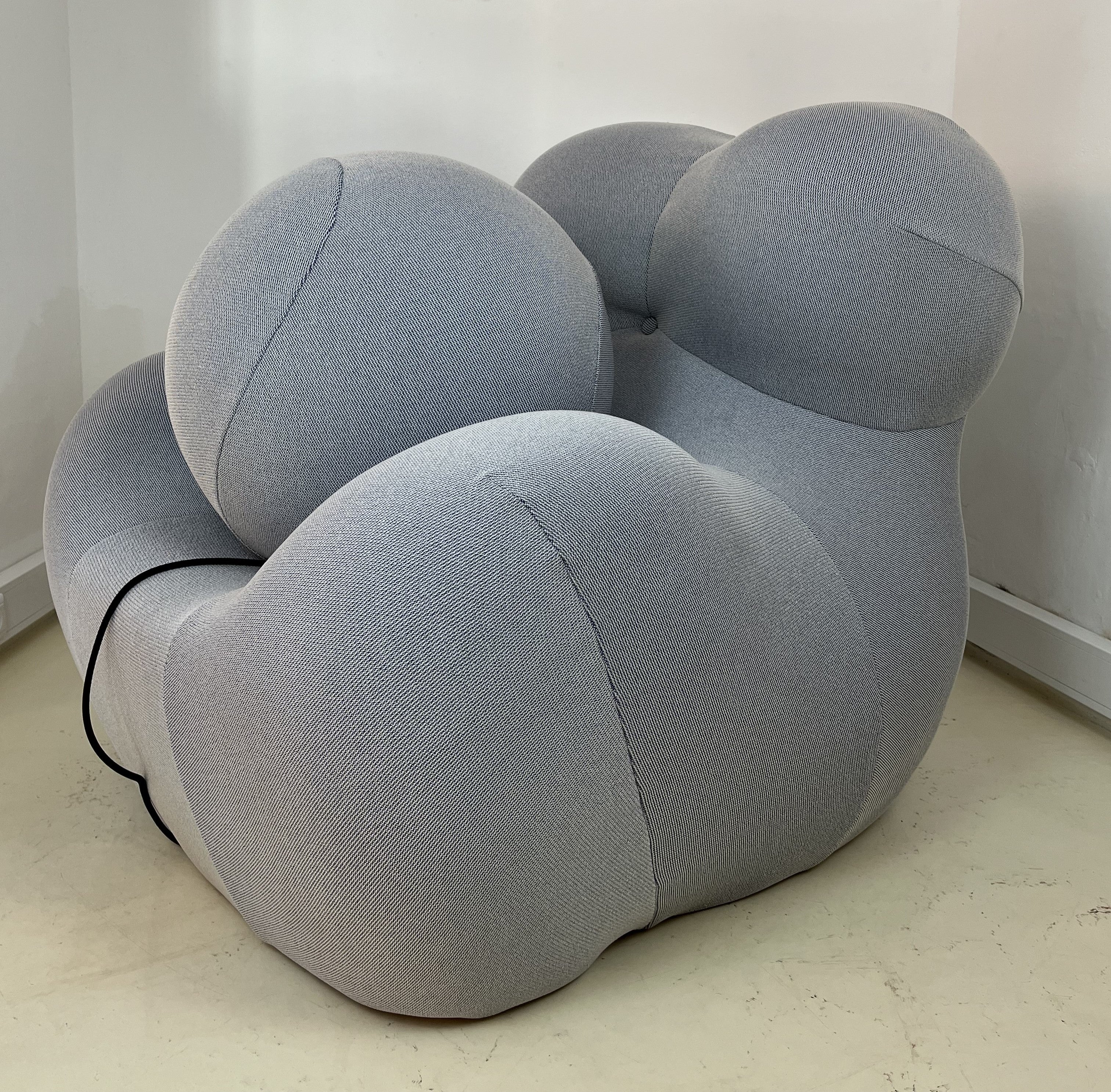 Set_of_Big_Mama_Chairs_by_Gaetano_Pesce_for_B&b_Italia