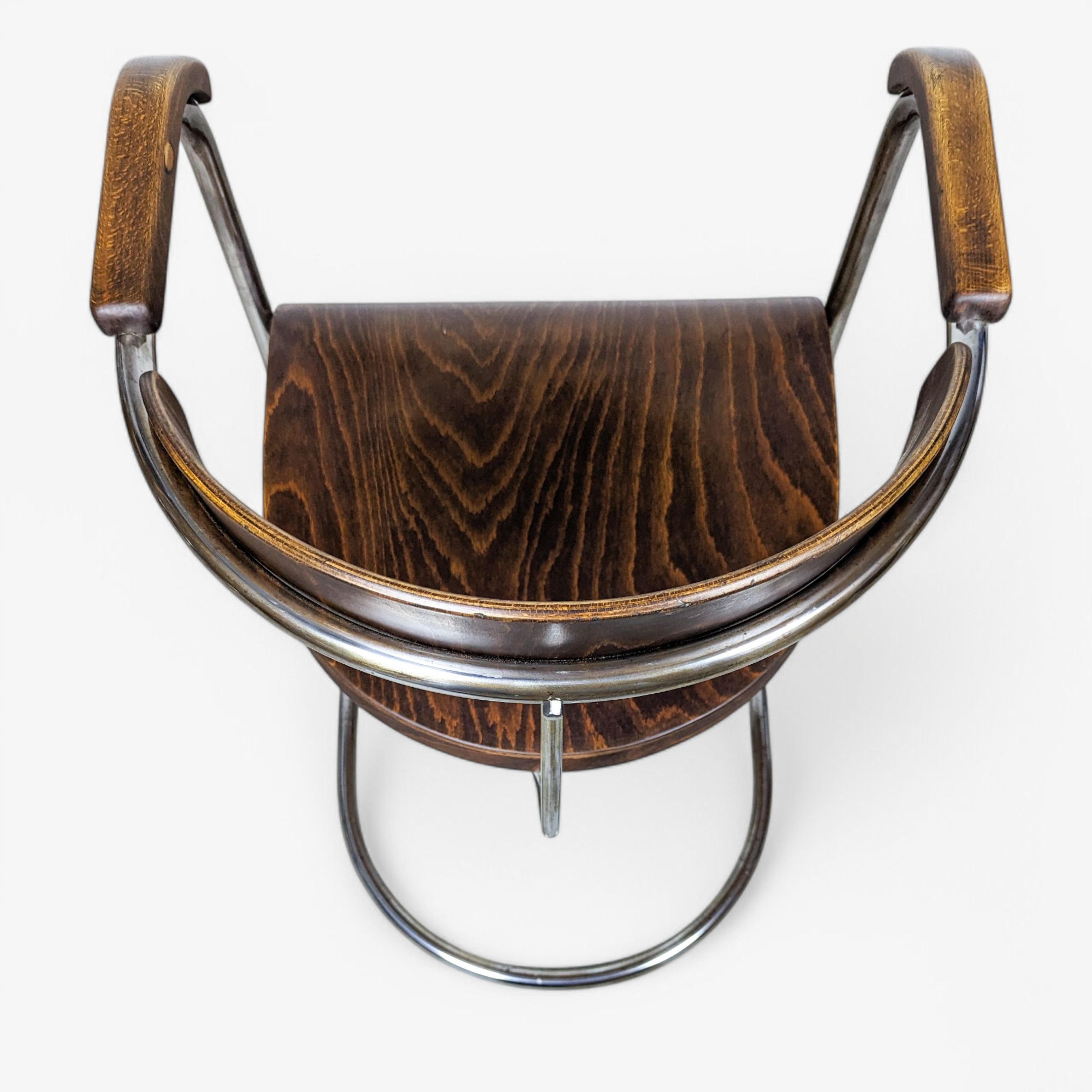 Pair_of_SS_33_Cantilever_Armchairs_by_Hans_&_Wassili_Luckhardt,_1930s