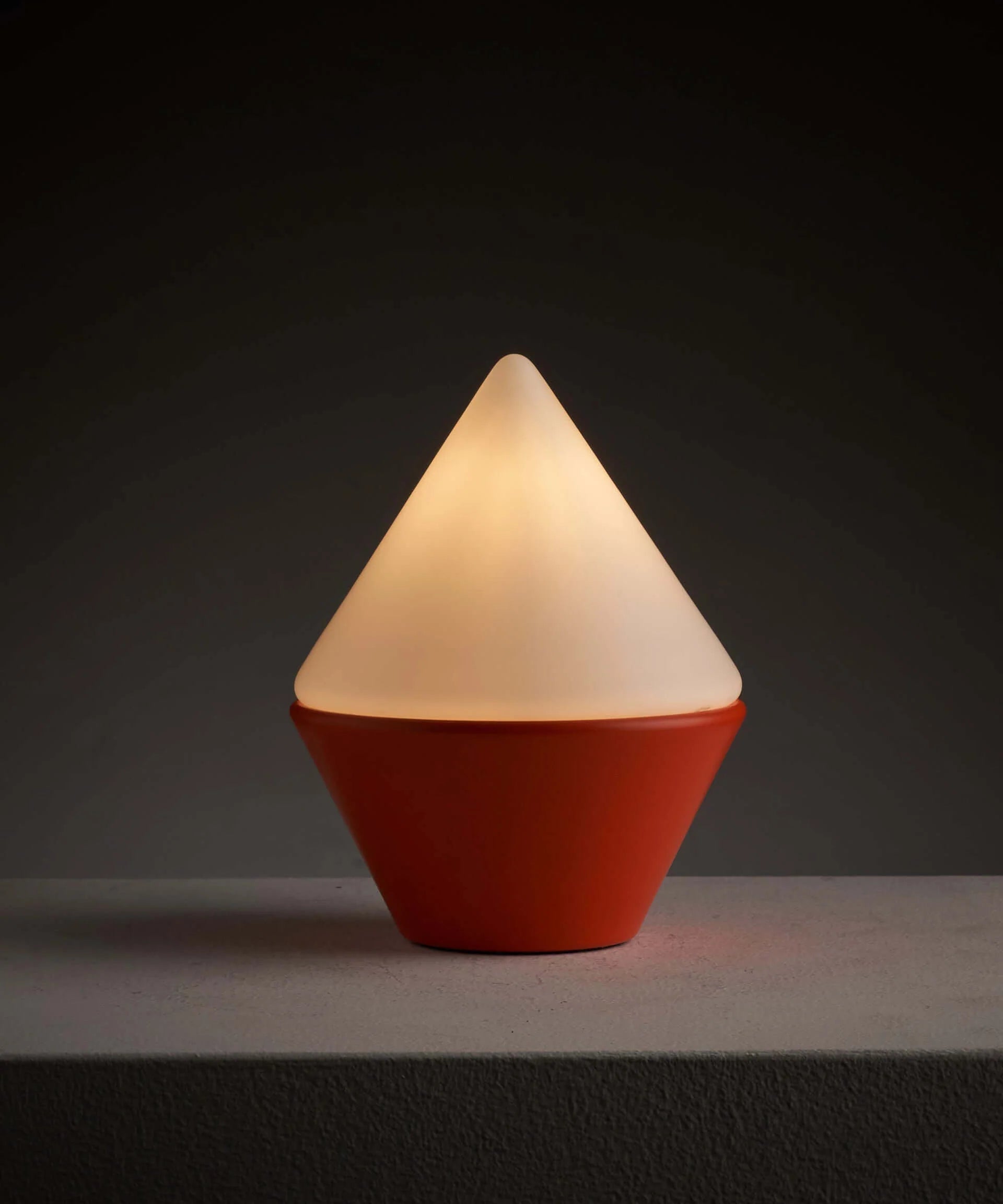 Cone_Table_Lamp,_Cosack_Leuchten,_Opal_Glass_&_Lacquered_Metal,_1970s,_Germany