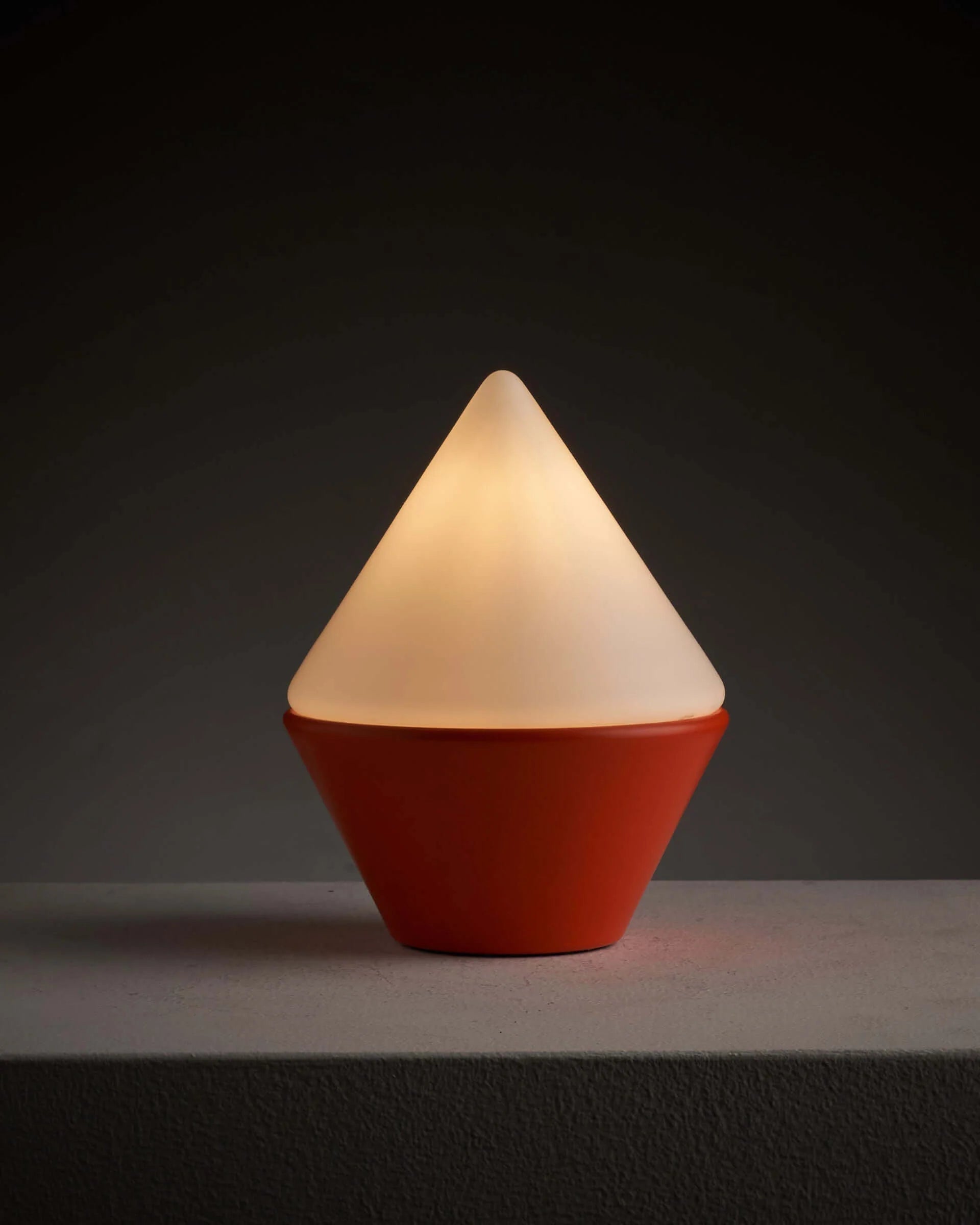 Cone_Table_Lamp,_Cosack_Leuchten,_Opal_Glass_&_Lacquered_Metal,_1970s,_Germany