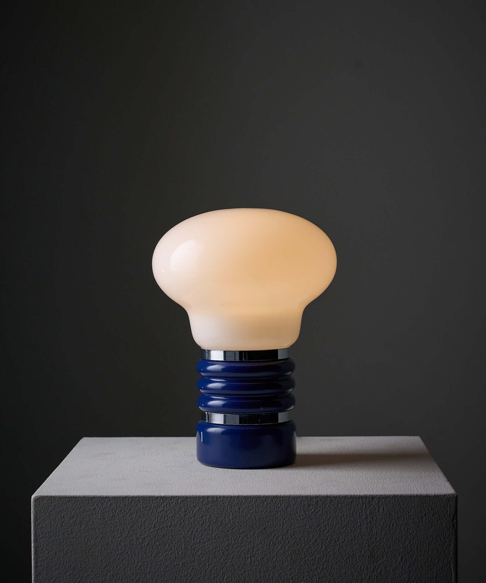 Lightbulb_Table_Lamp,_Enrico_Tronconi,_Metal_&_Opaline_Glass,_1970s,_Italy