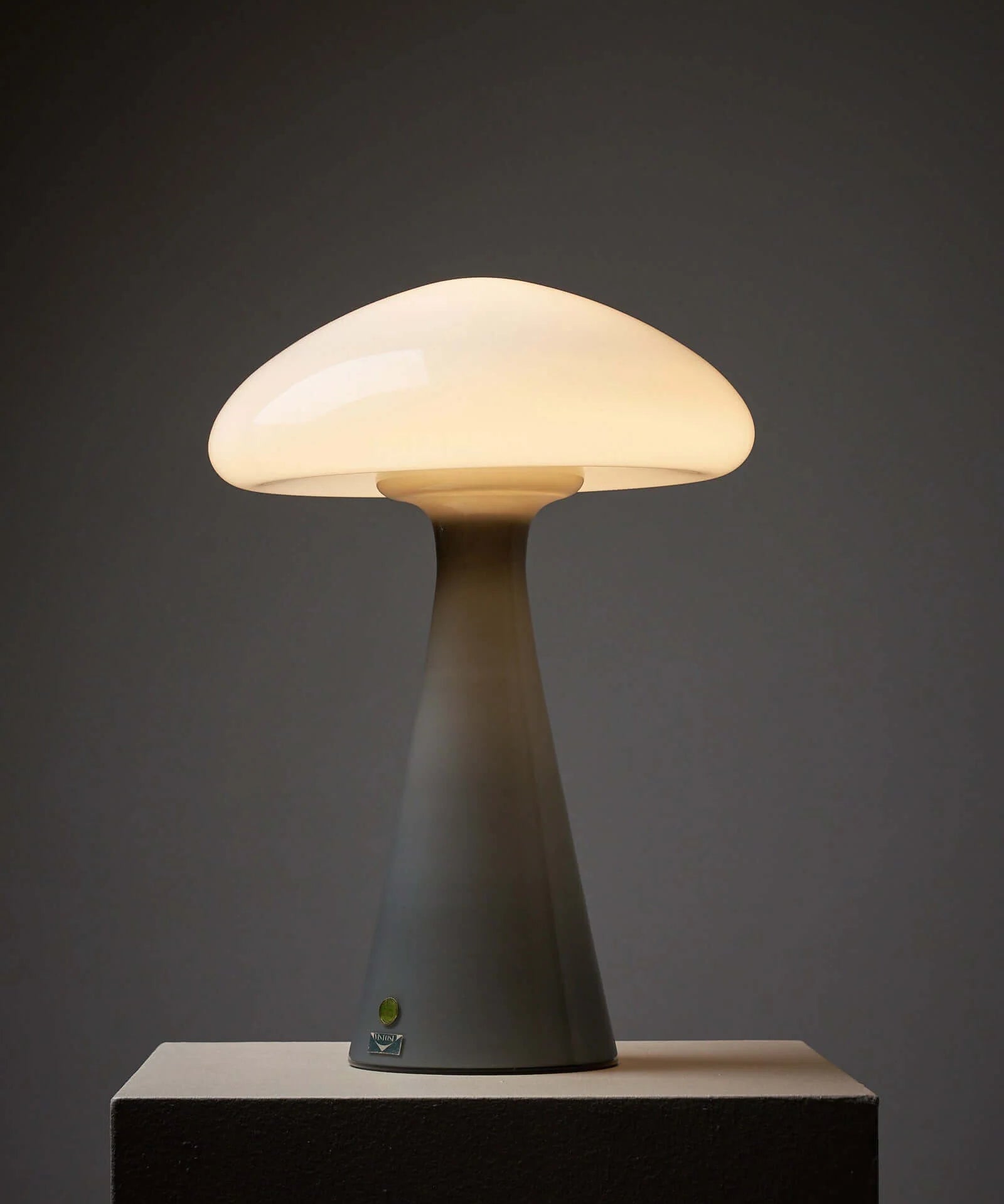 Mushroom_Table_Lamp,_Vistosi,_Murano_Glass,_1960s,_Italy