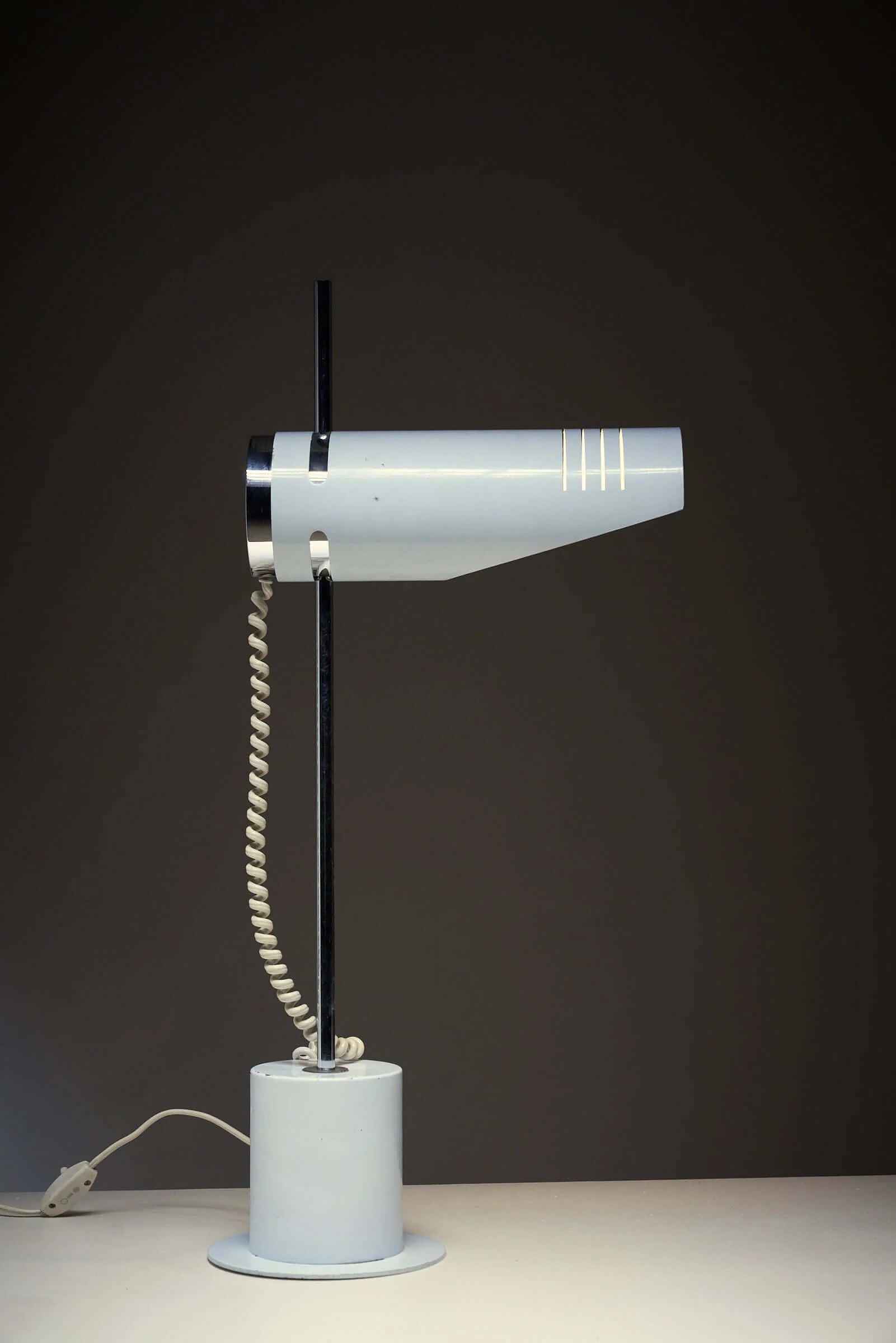 Cylinder_Directional_Table_Lamp,_Reggiani_Tronconi,_Metal,_1970s,_Italy