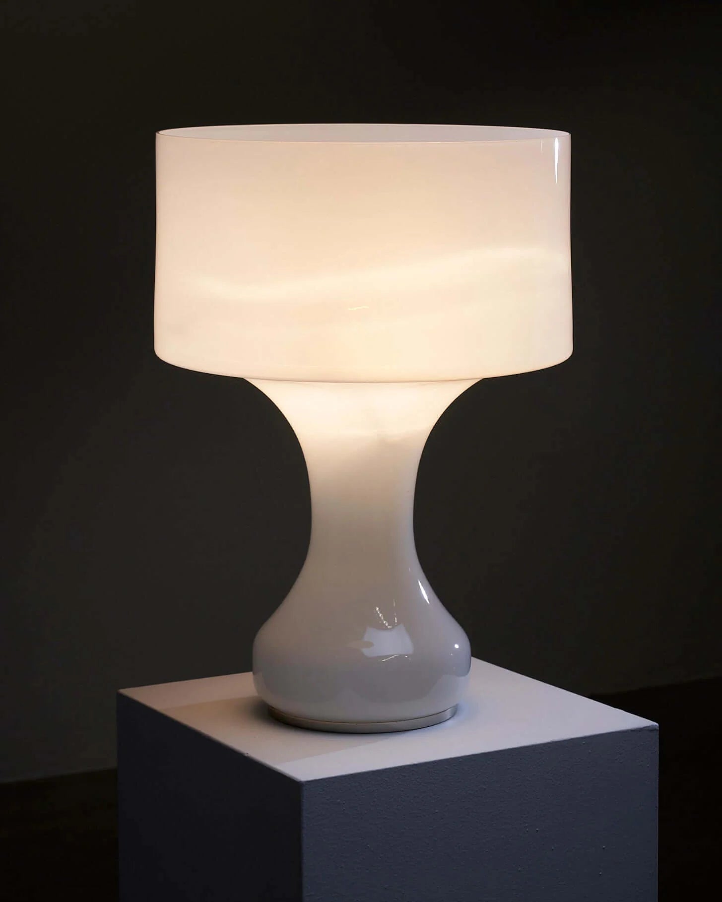 'Sebenica'_Table_Lamp,_Enrico_Capuzzo_for_Vistosi,_Glass,_1970s,_Italy