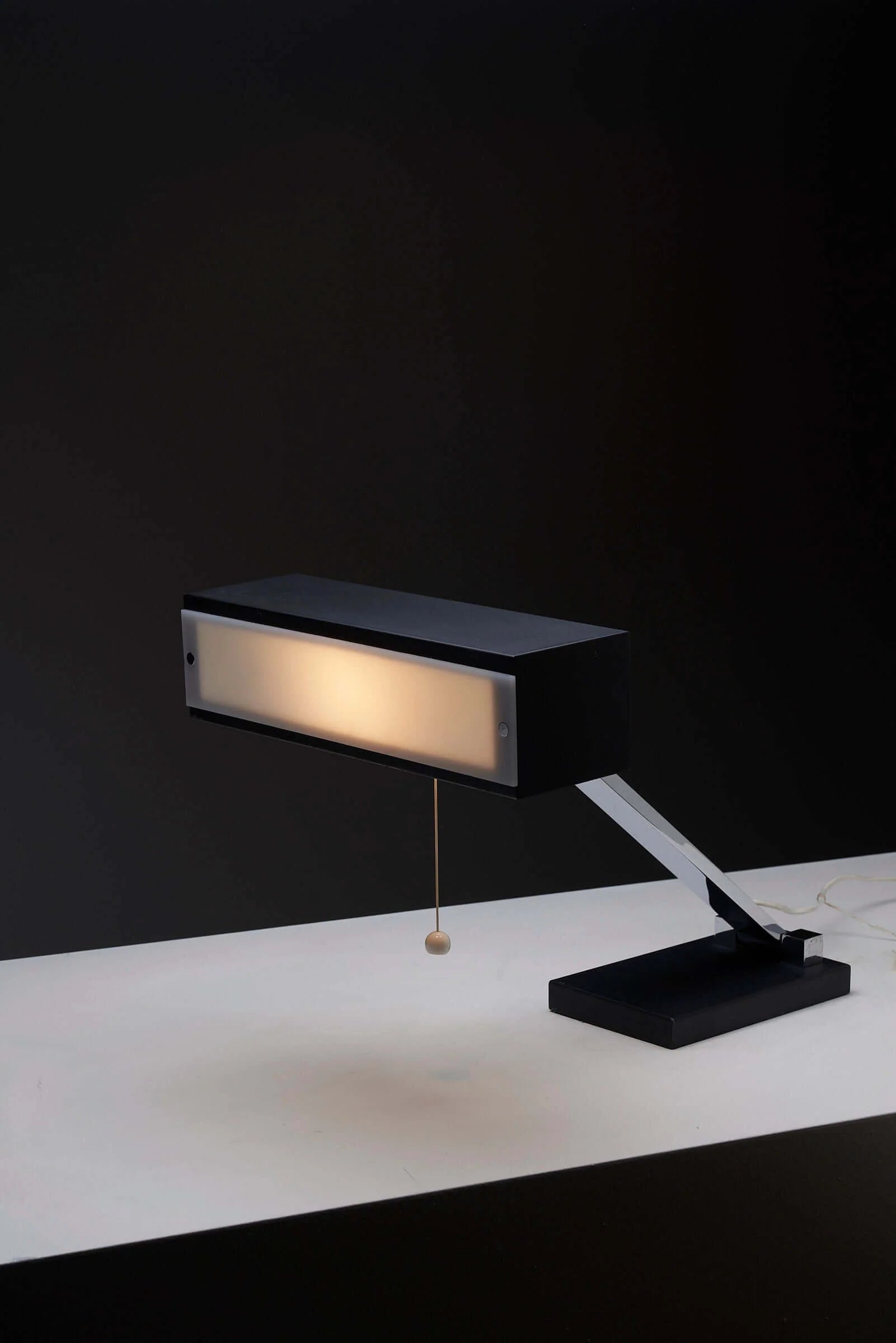 Table_Lamp,_Boulanger,_Metal,_20th_Century,_Belgium