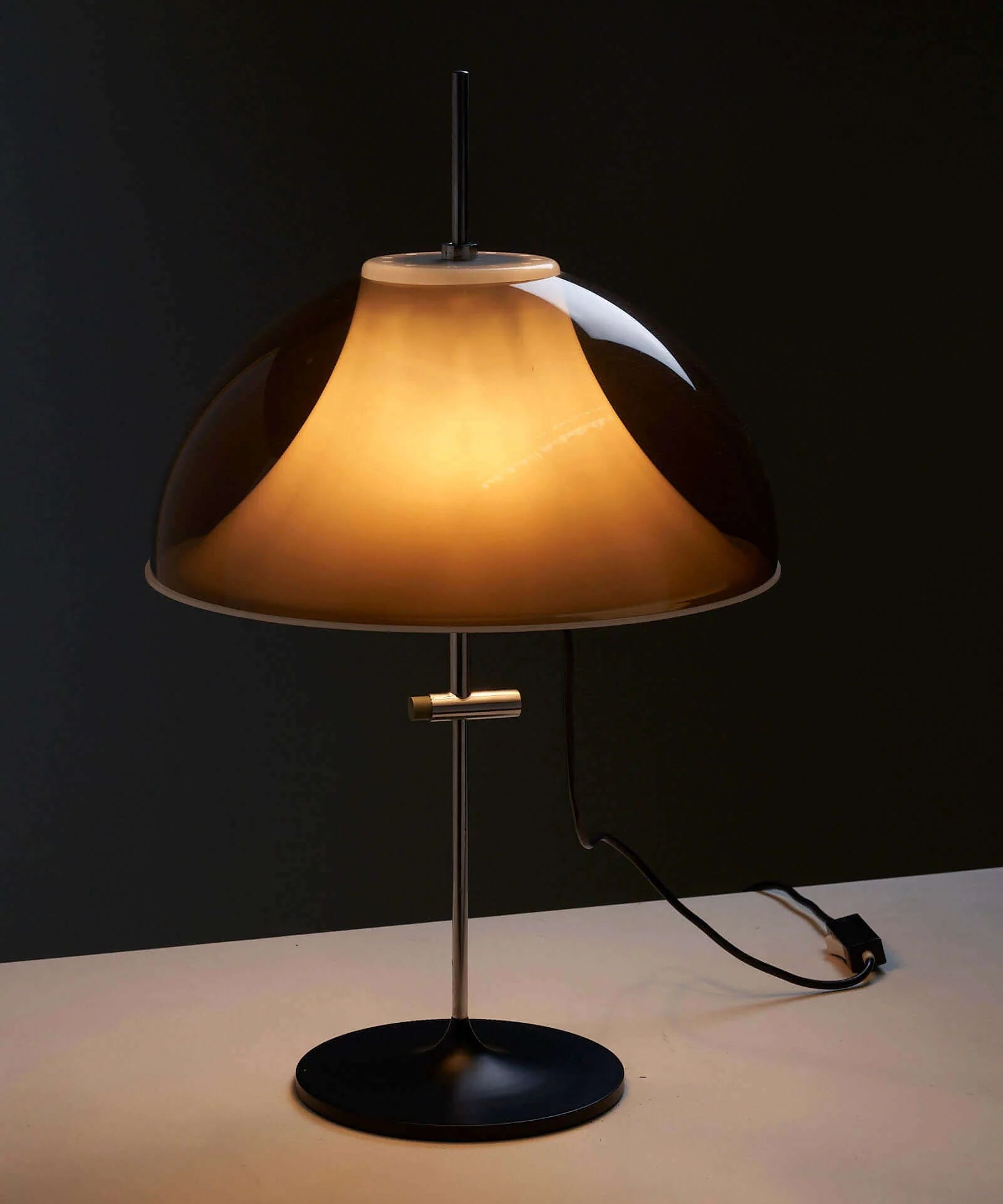'Mushroom'_Table_Lamp,_Elio_Martinelli_for_Artimeta,_Metal,_1970s,_Netherlands