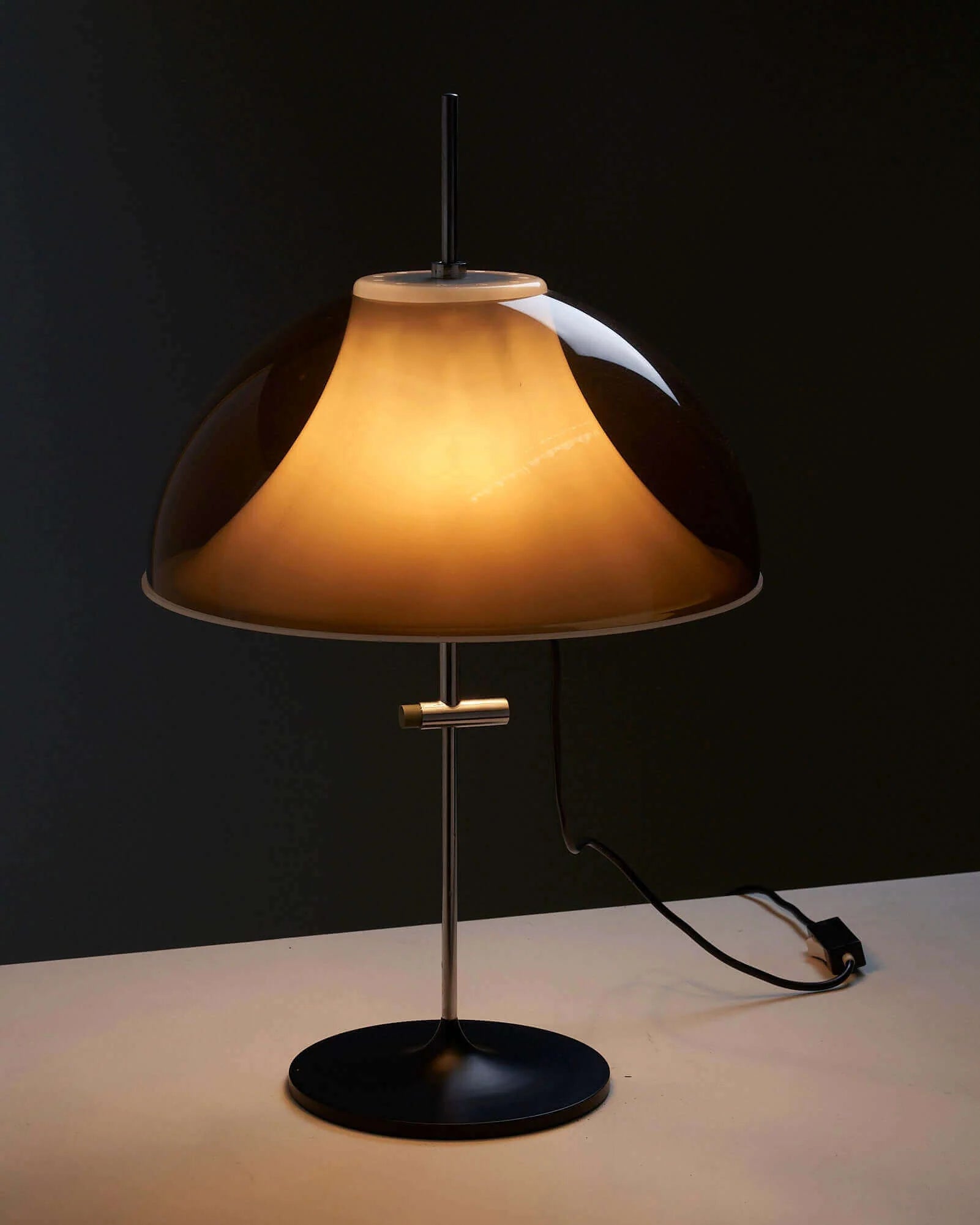 'Mushroom'_Table_Lamp,_Elio_Martinelli_for_Artimeta,_Metal,_1970s,_Netherlands