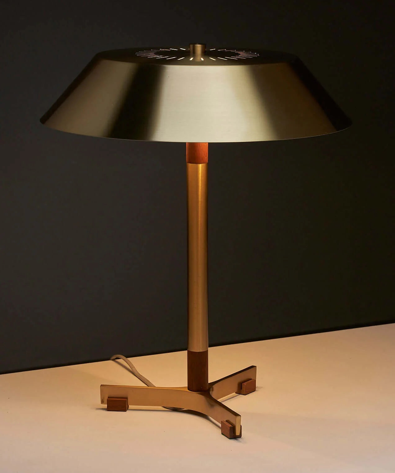 President_Table_Lamp,_Jo_Hammerborg,_Brass_&_Teak,_1960s,_Denmark