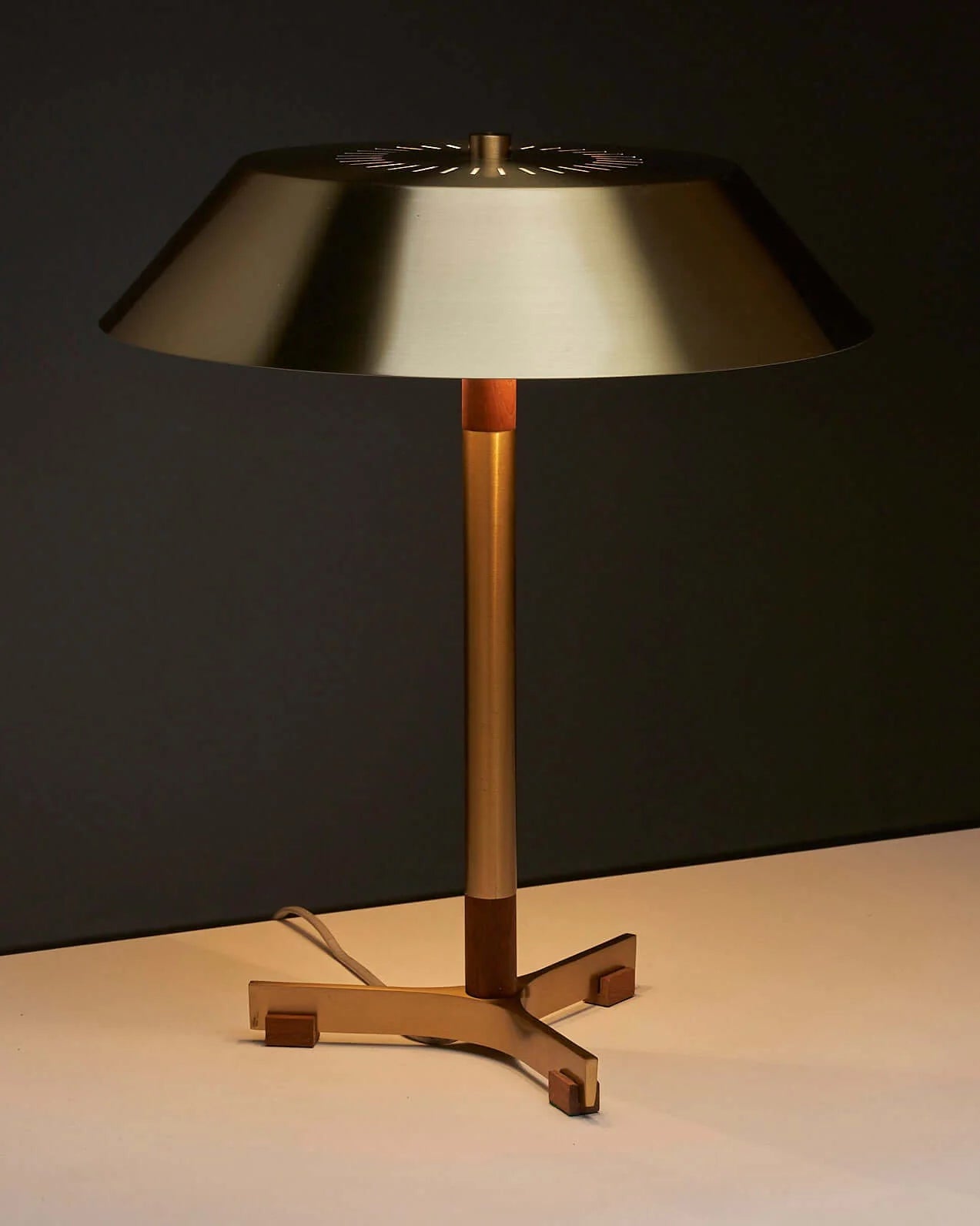 President_Table_Lamp,_Jo_Hammerborg,_Brass_&_Teak,_1960s,_Denmark
