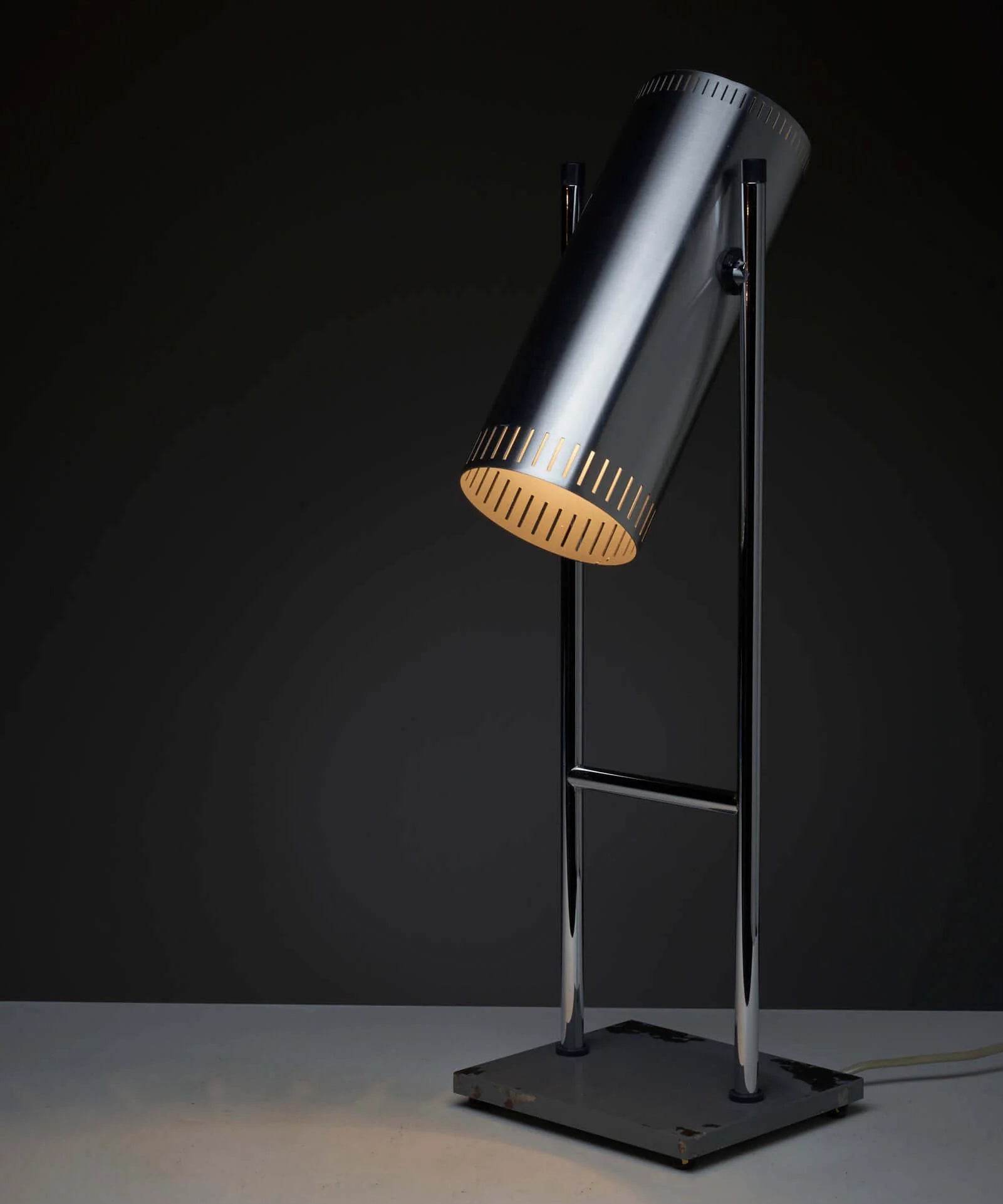 'Trombone'_Table_Lamp,_Jo_Hammerborg_for_Fog&Mørup,_Aluminium,_1960s,_Denmark