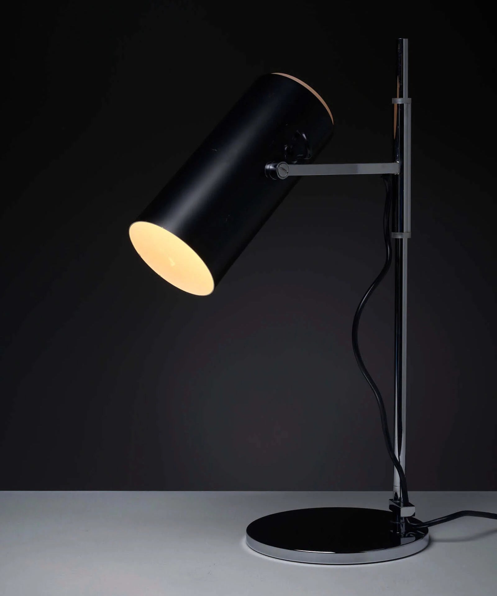 Table_Lamp_by_Cosack,_Chromed_Steel_&_Plexi,_1960s,_Germany