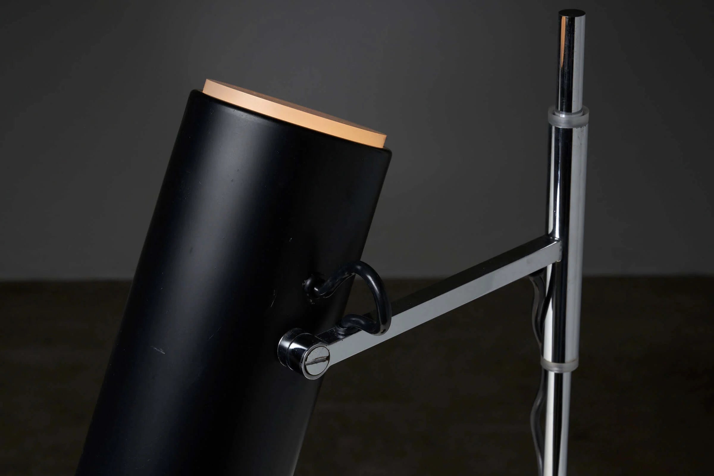 Table_Lamp_by_Cosack,_Chromed_Steel_&_Plexi,_1960s,_Germany