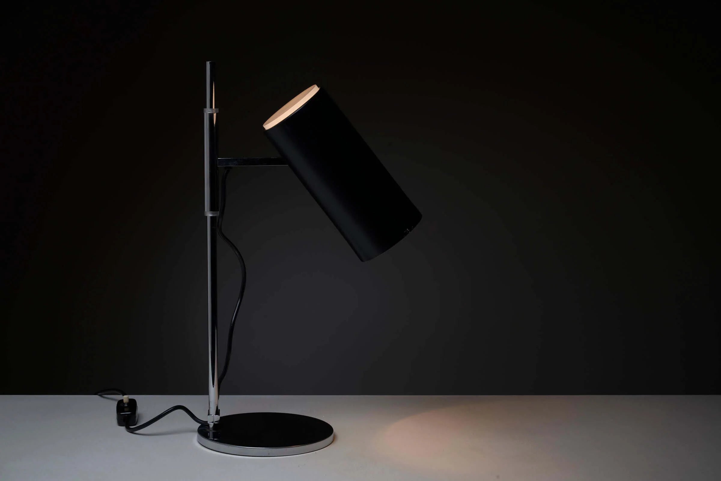 Table_Lamp_by_Cosack,_Chromed_Steel_&_Plexi,_1960s,_Germany