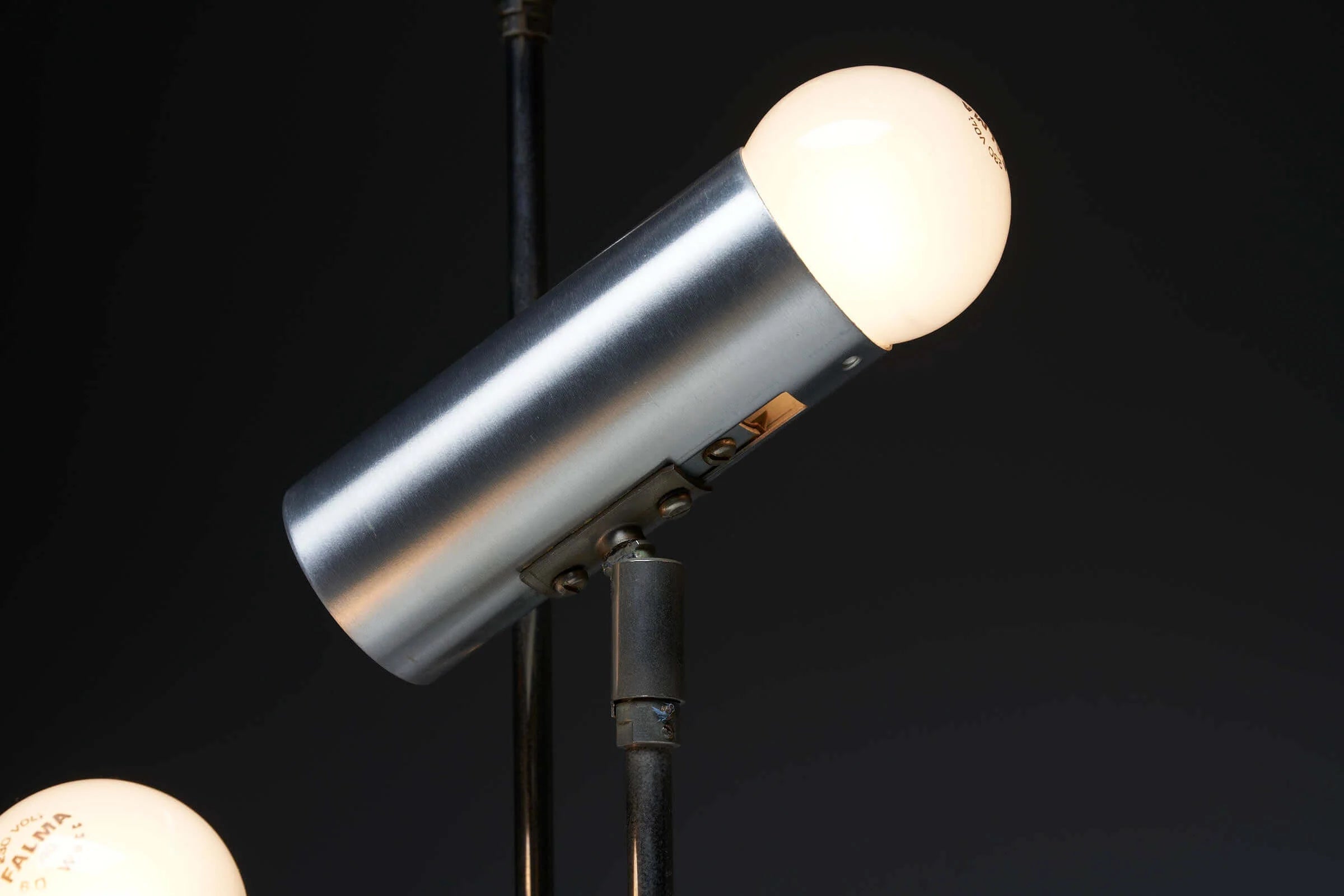 Triple_Stem_Table_Lamp,_Model_483_by_SIS,_Aluminium,_1970s,_Germany