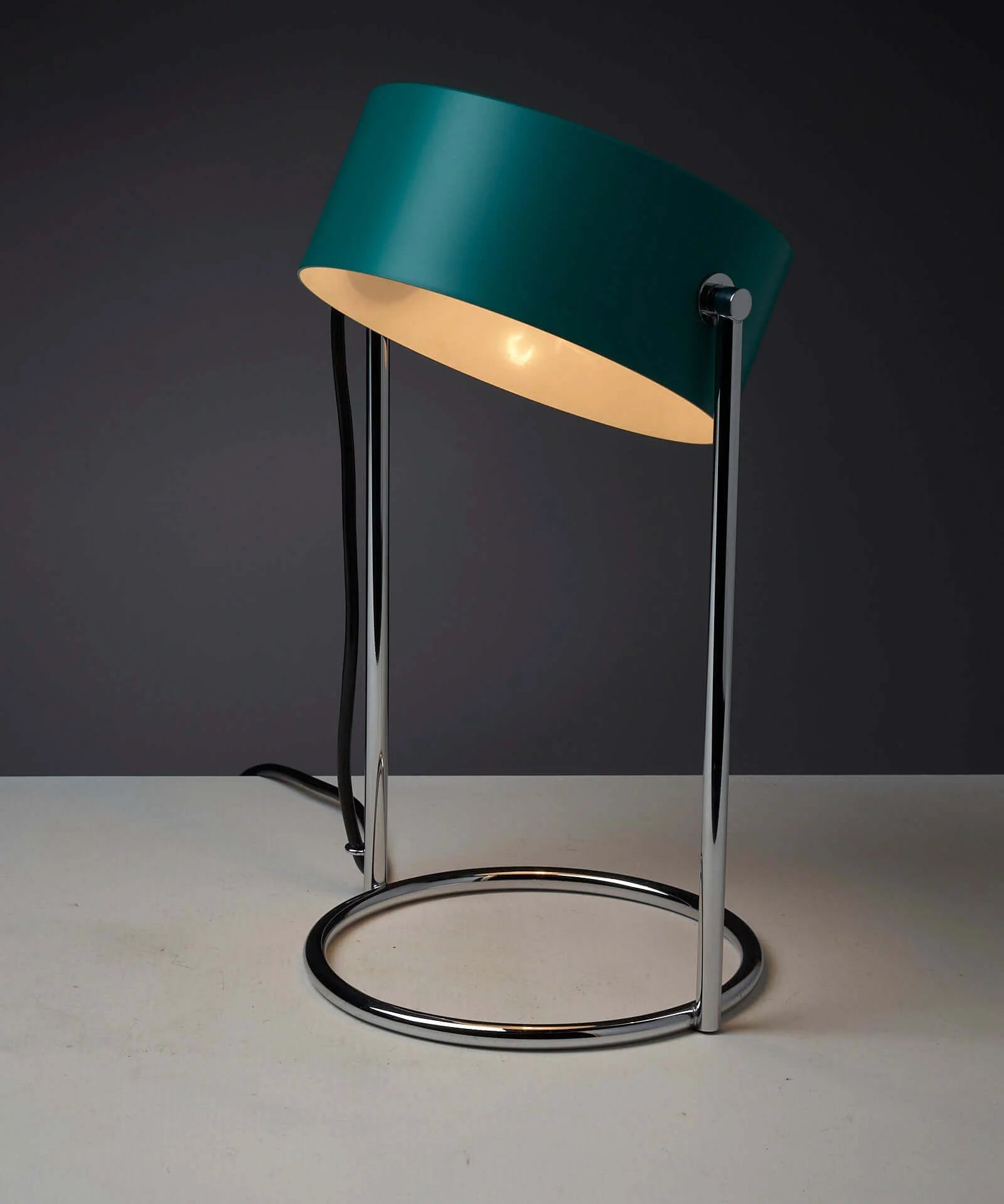 Steel_Base_Table_Lamp,_Cosack_Leuchten,_1970s,_Germany