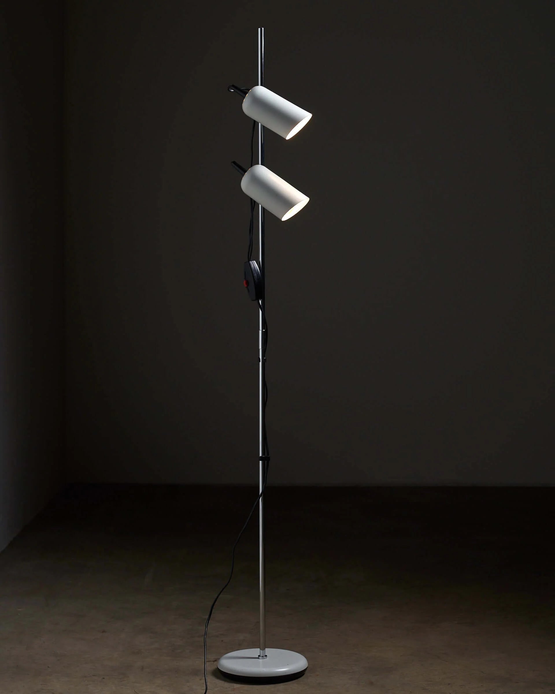Duo_Spot_Floor_Lamp,_Chrome_&_White_Metal