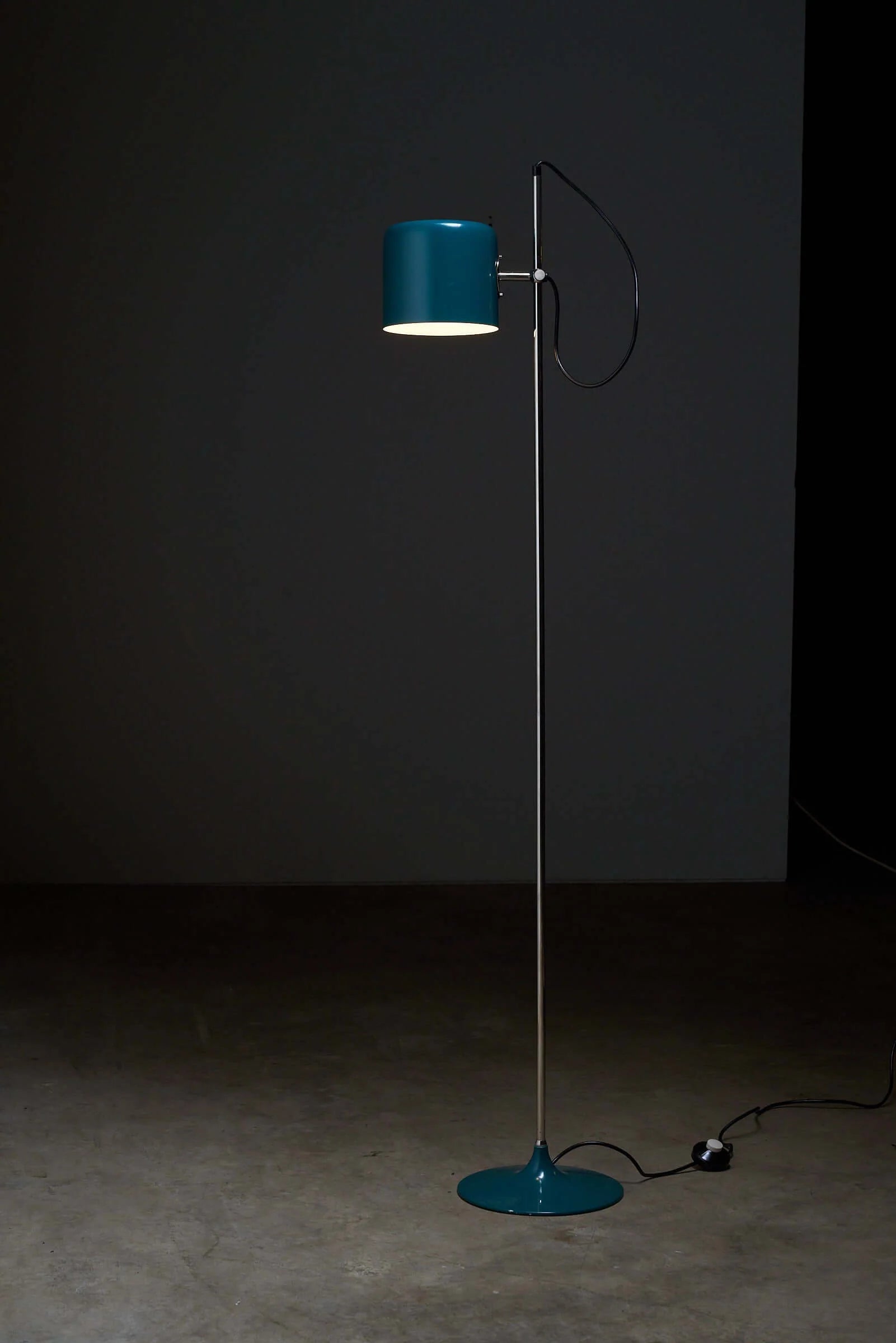 Petrol_Green_Floor_Lamp,_Style_of_Joe_Colombo,_Metal,_1950s