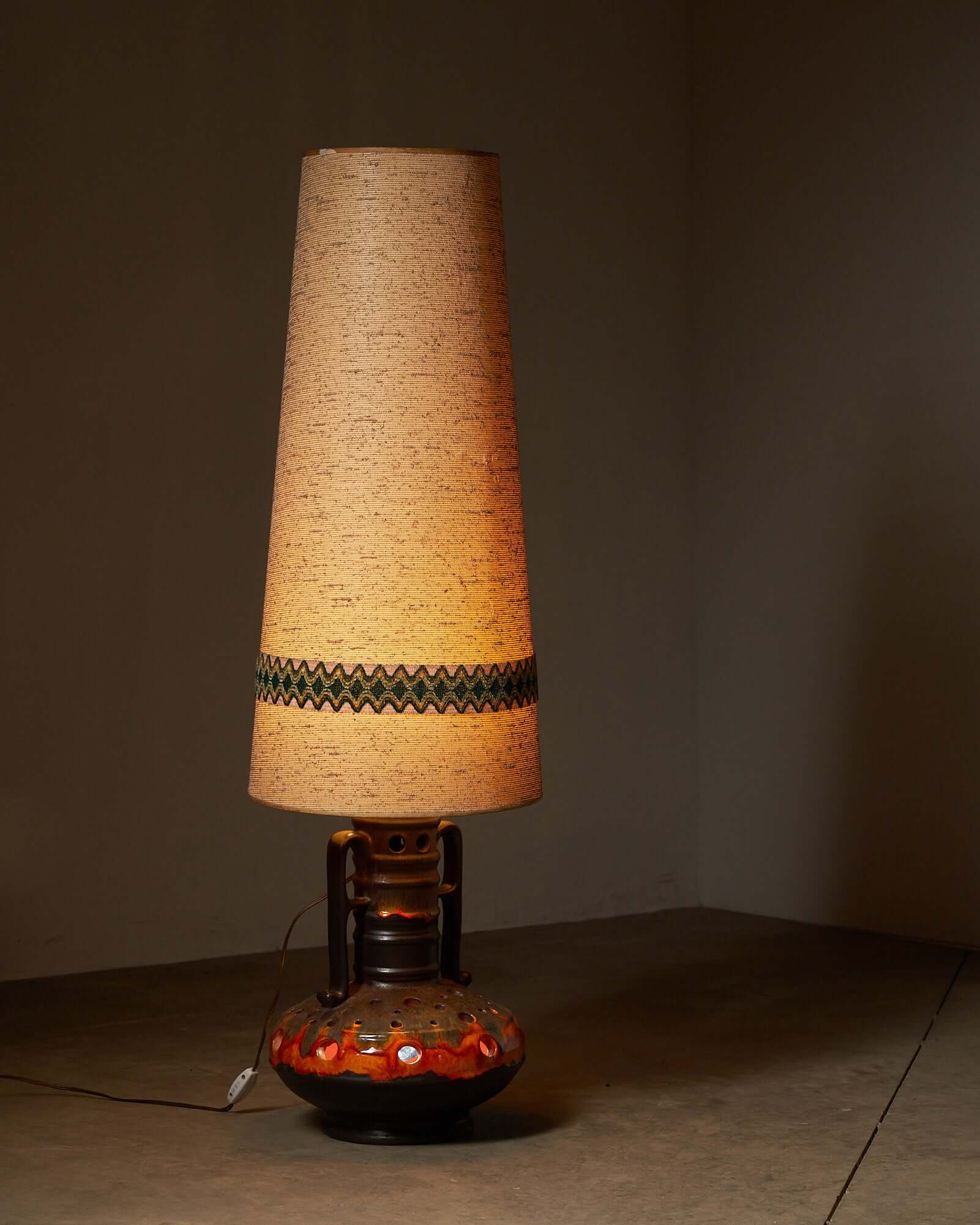 Fat_Lava_Floor_Lamp,_Style,_Ceramic,_1980s,_Germany