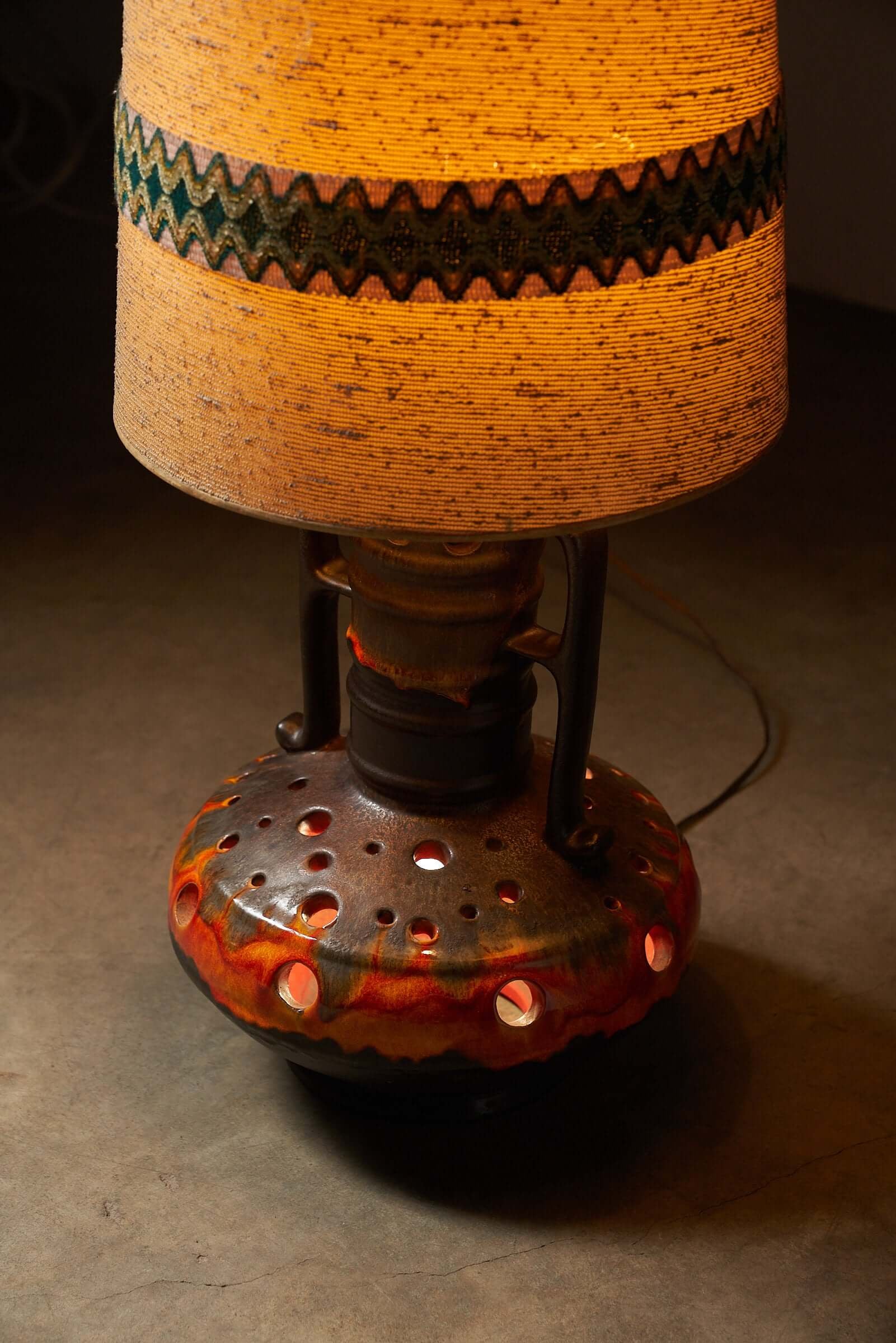 Fat_Lava_Floor_Lamp,_Style,_Ceramic,_1980s,_Germany