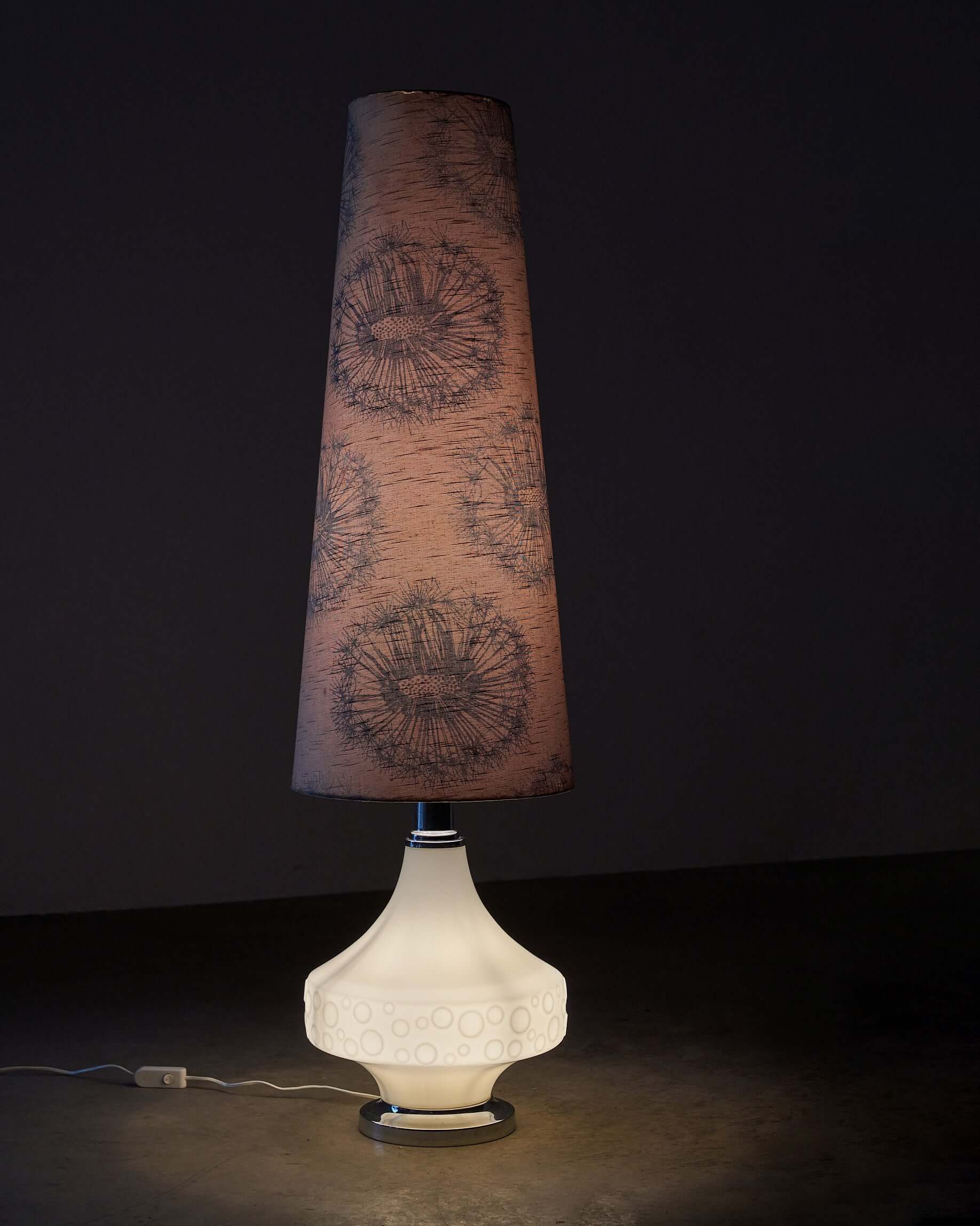 Dandelion_Pattern_Floor_Lamp,_Glass_&_Chrome,_1980s,_Belgian_Design