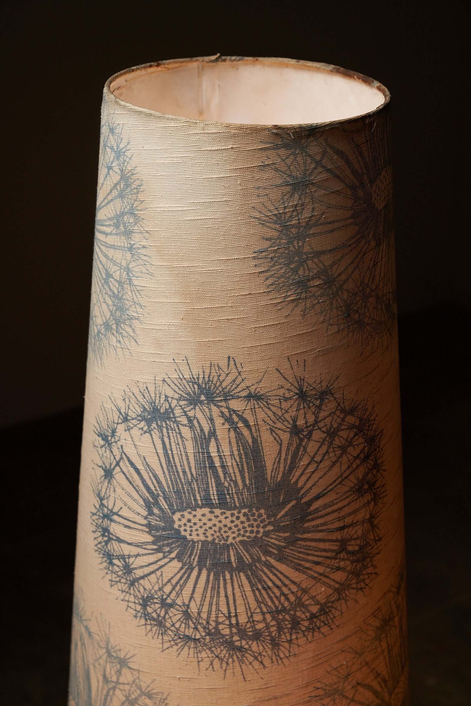 Dandelion_Pattern_Floor_Lamp,_Glass_&_Chrome,_1980s,_Belgian_Design