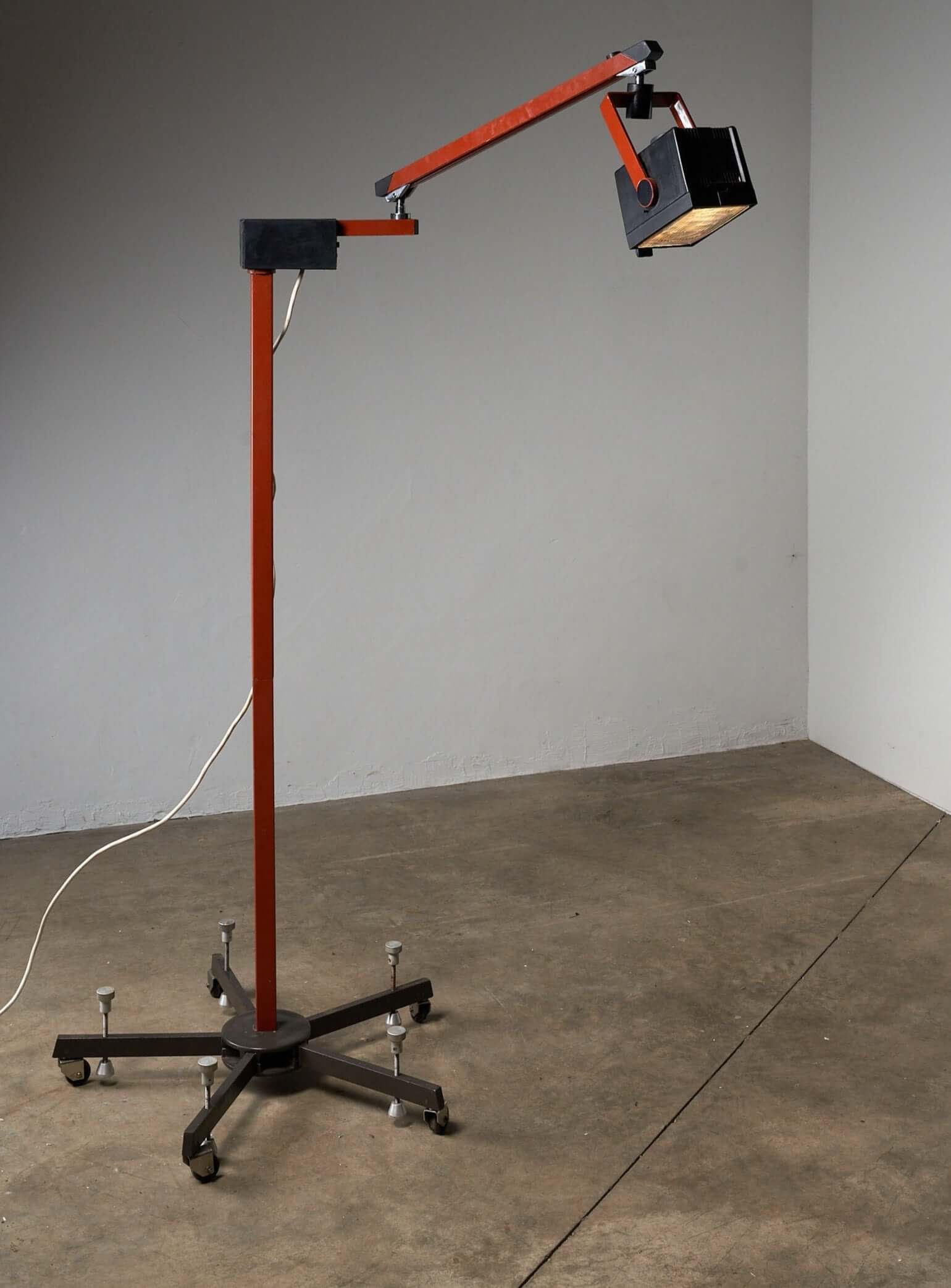 Industrial_Floor_Lamp,_Metal,_1960s,_Europe