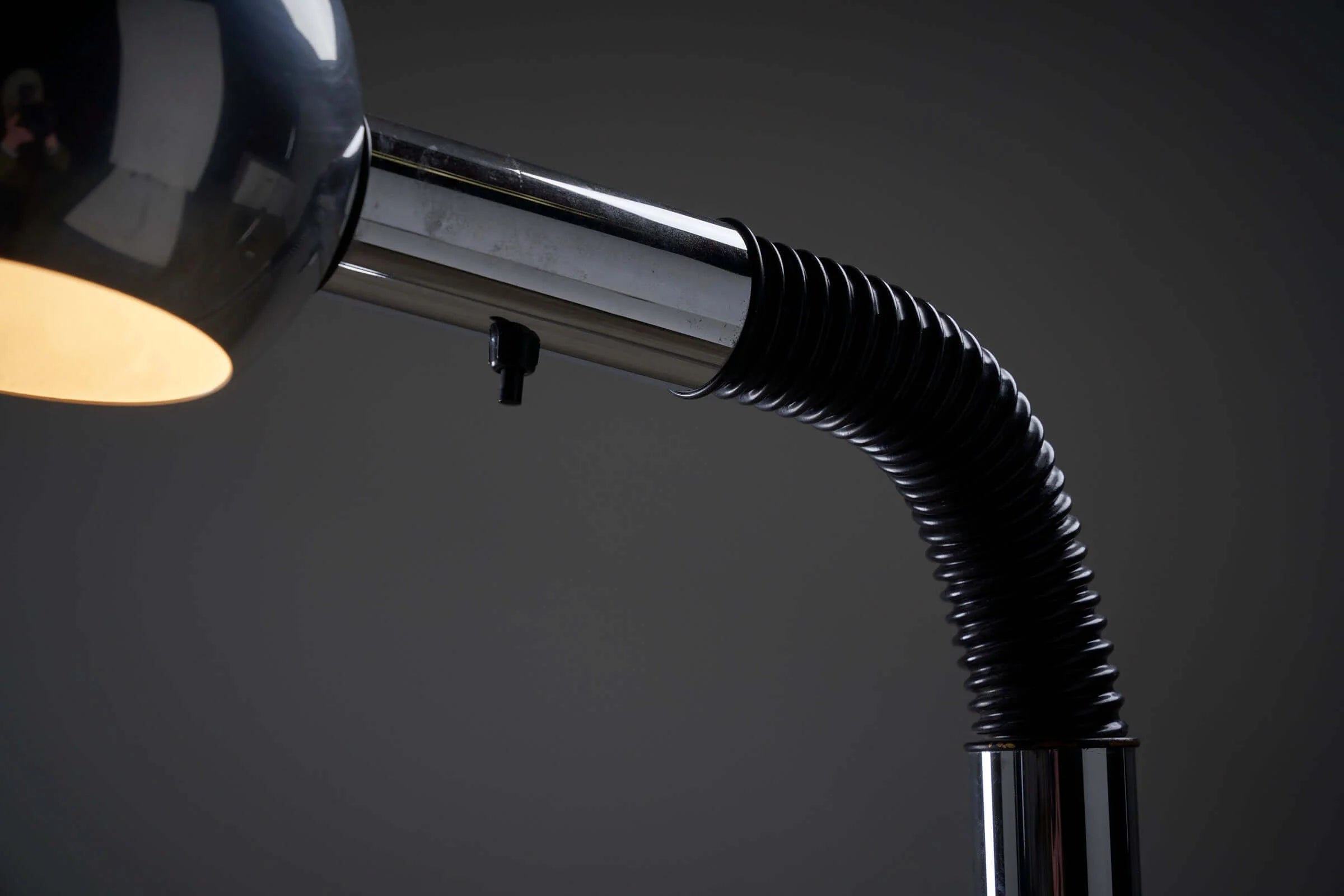 Space-Age_Floor_Lamp,_Cosack_Leuchten,_1970s,_Germany