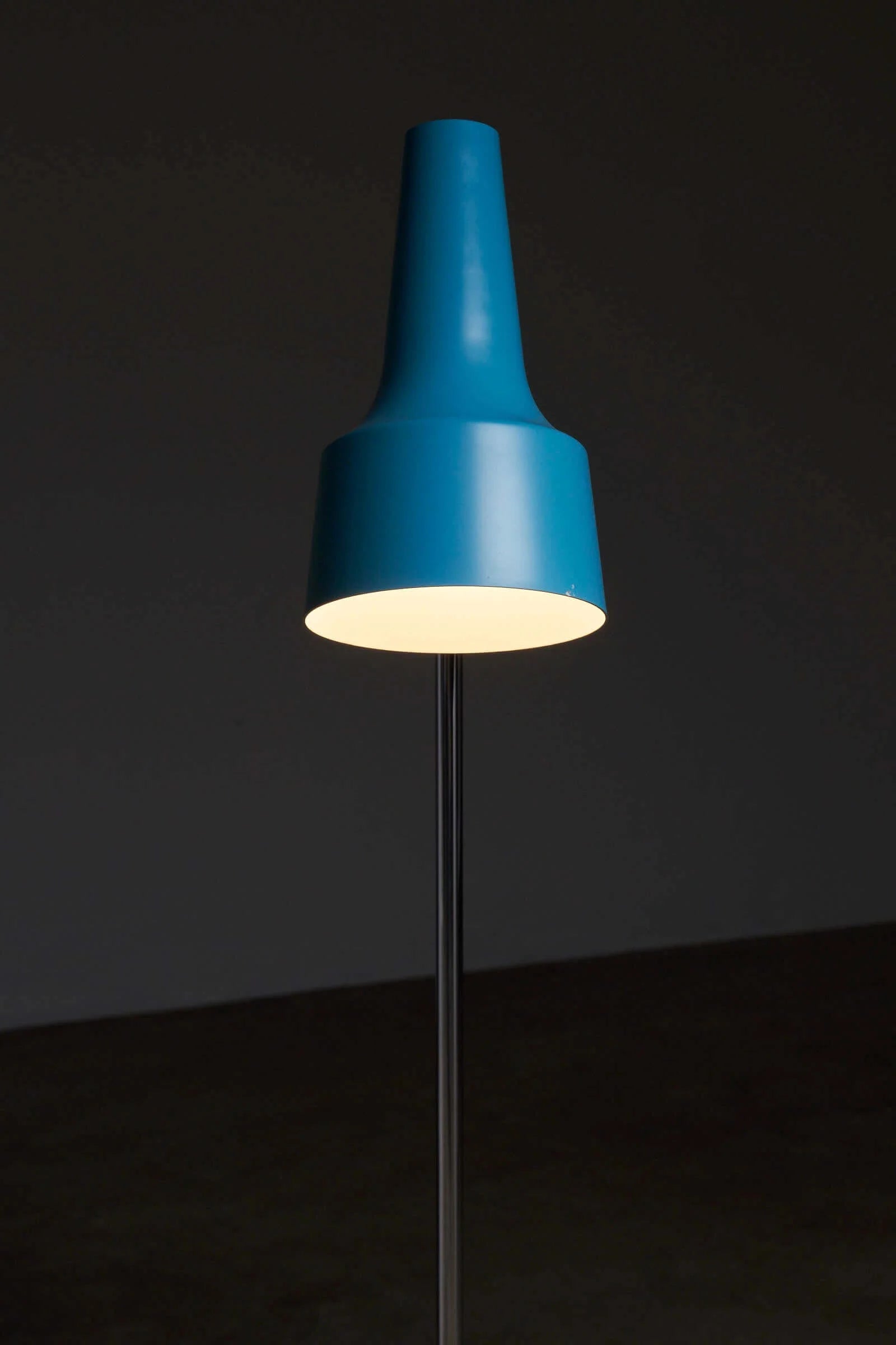 Turquoise_Directional_Floor_Lamp,_Cosack,_Chrome_&_Steel,_1970s