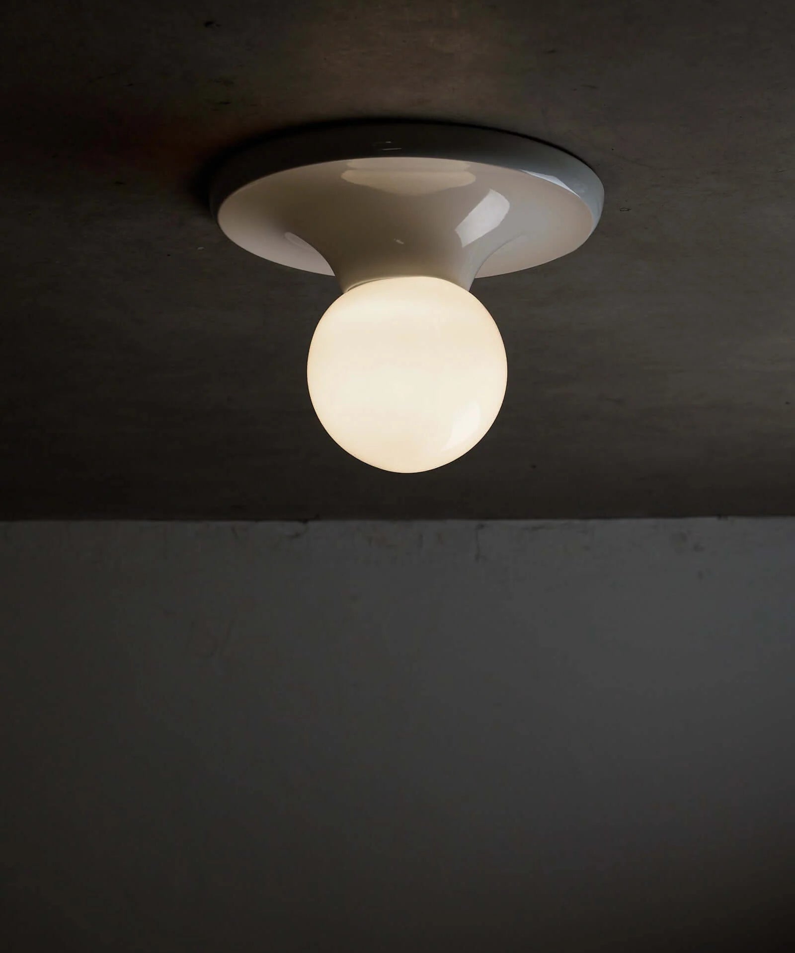 Flush_Mount_Ceiling_Light,_by_Achille_Castiglioni_for_Arteluce,_1970s,_Italy
