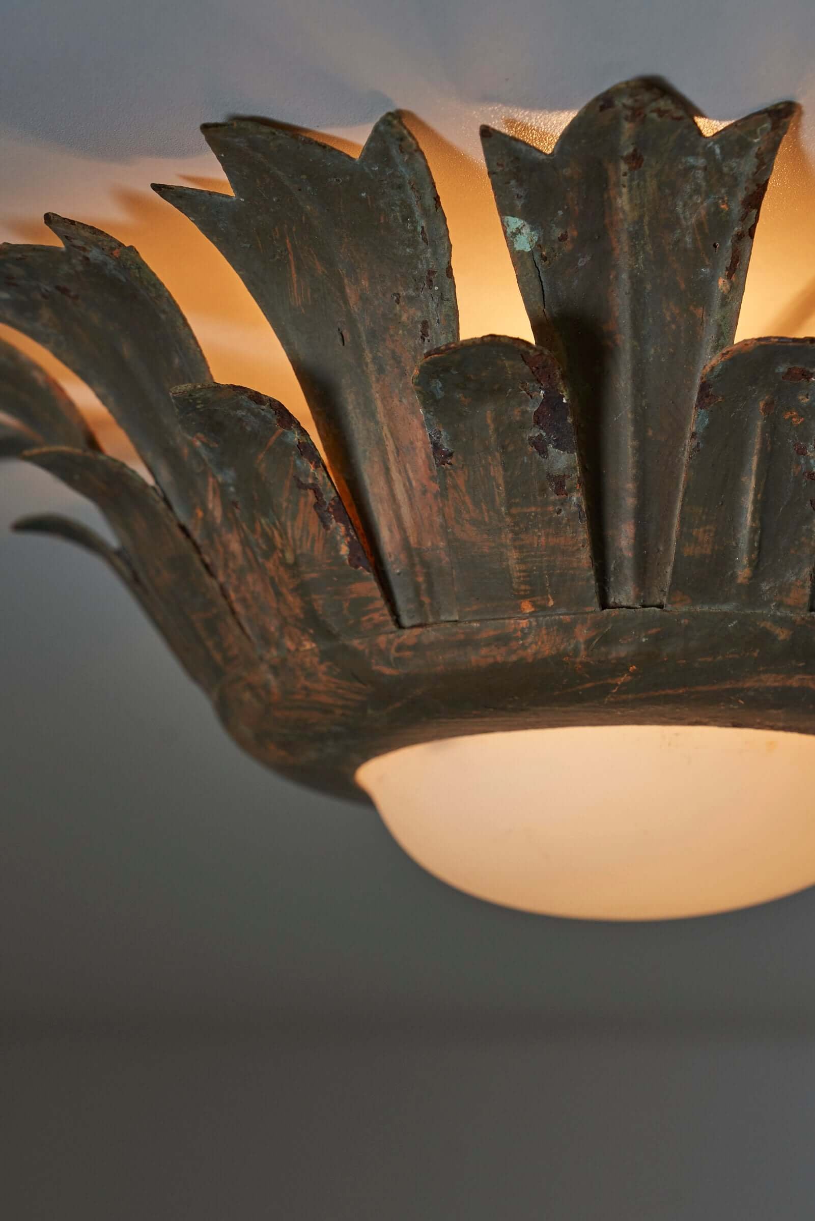 Sunflower_Ceiling_Lamp,_Gilt_Metal_&_Glass,_Italy