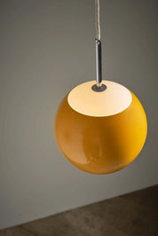 Yellow_Sphere_Pendant_Lamp,_Glass,_1970s,_Italy